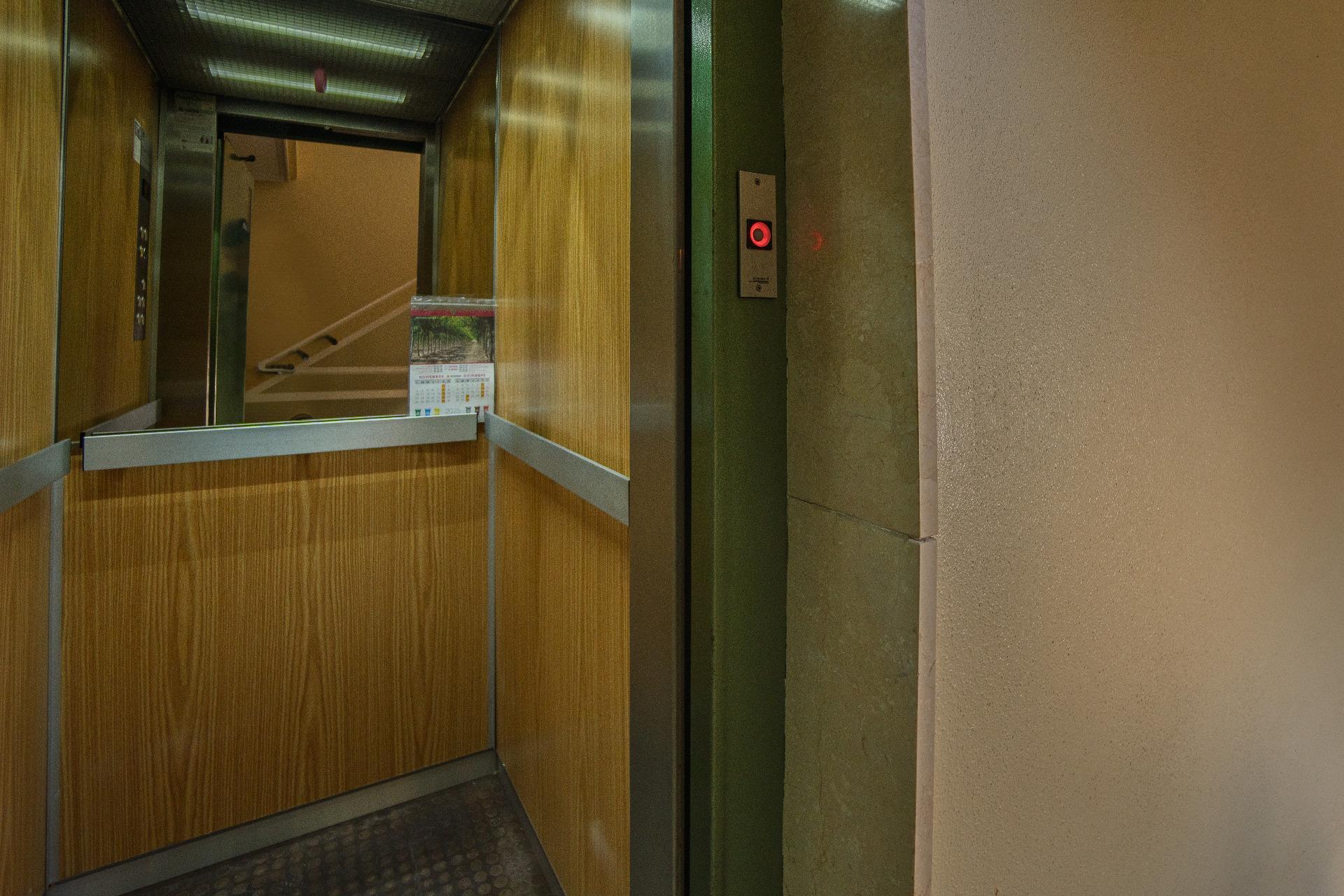 Amplio y Céntrico Piso en Aspe - Ideal para Familias