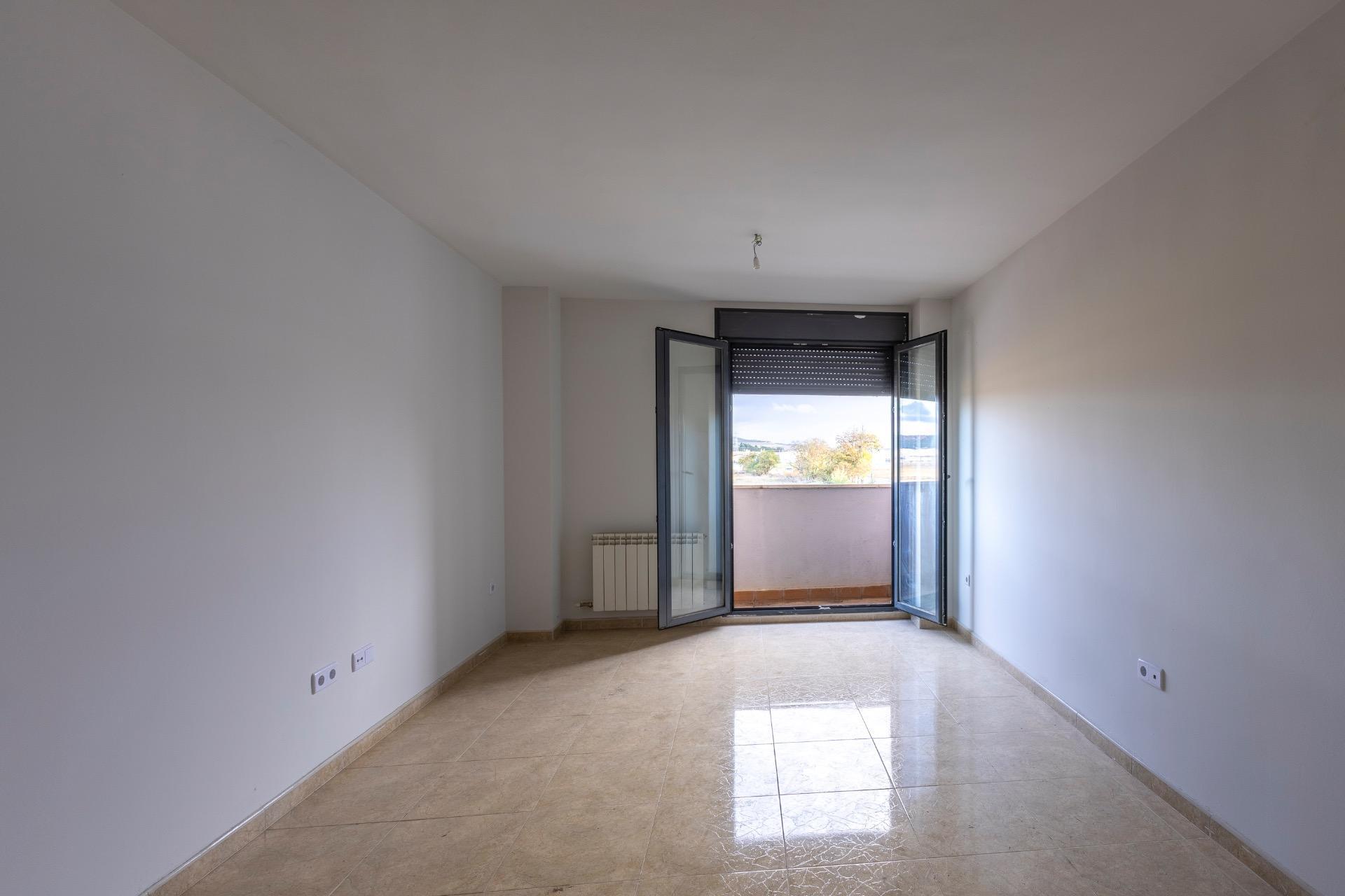 Pisos-Venta-Santovenia de Pisuerga-1993984-Foto-2