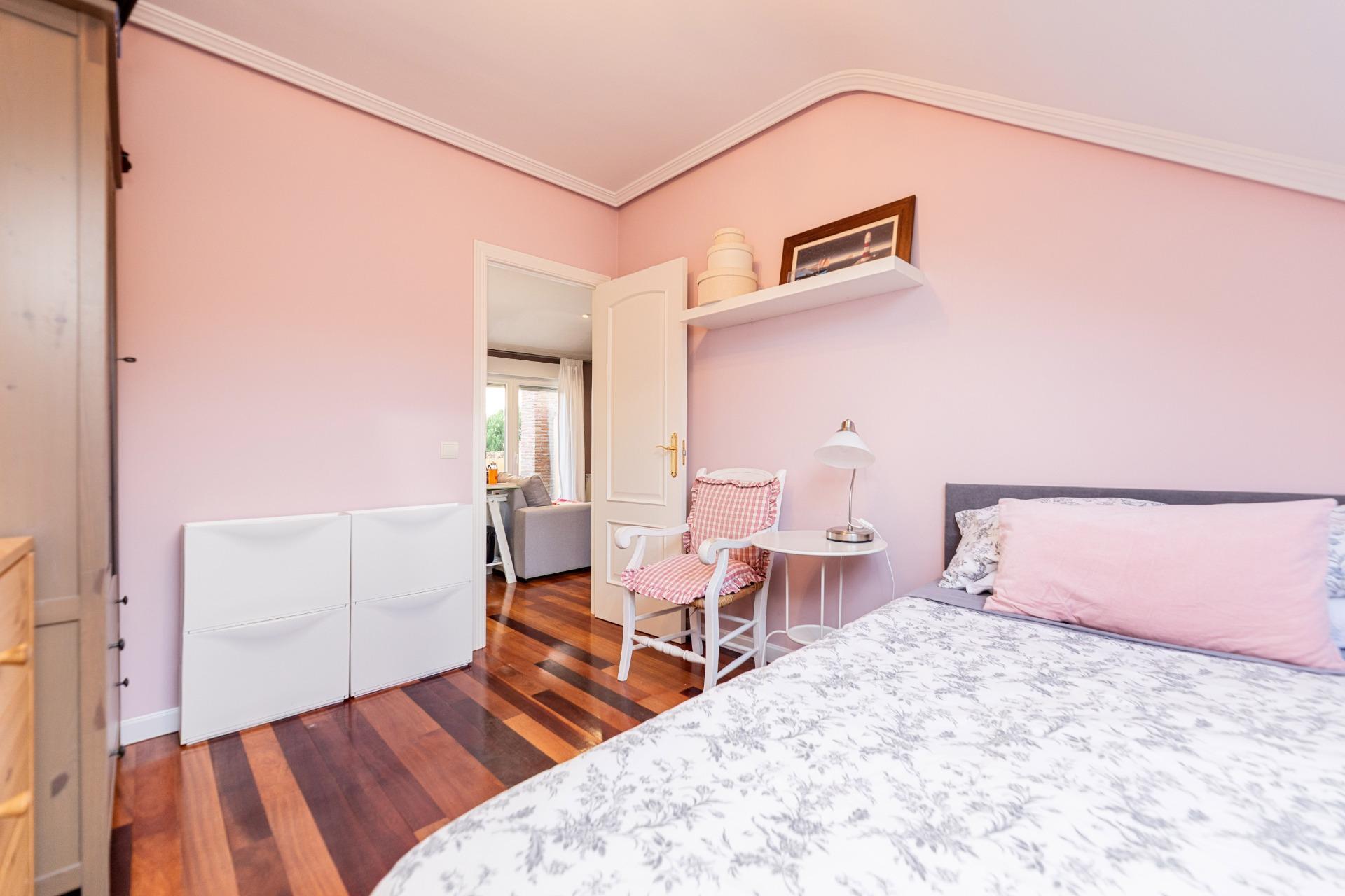 EXCLUSIVA VILLA EN LA BERZOSA