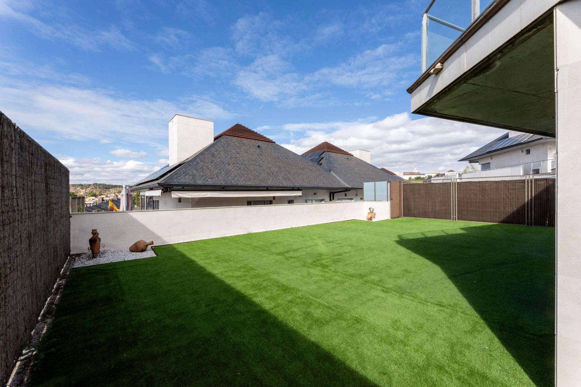 EXCLUSIVO CHALET DE LUJO EN TORRELODONES