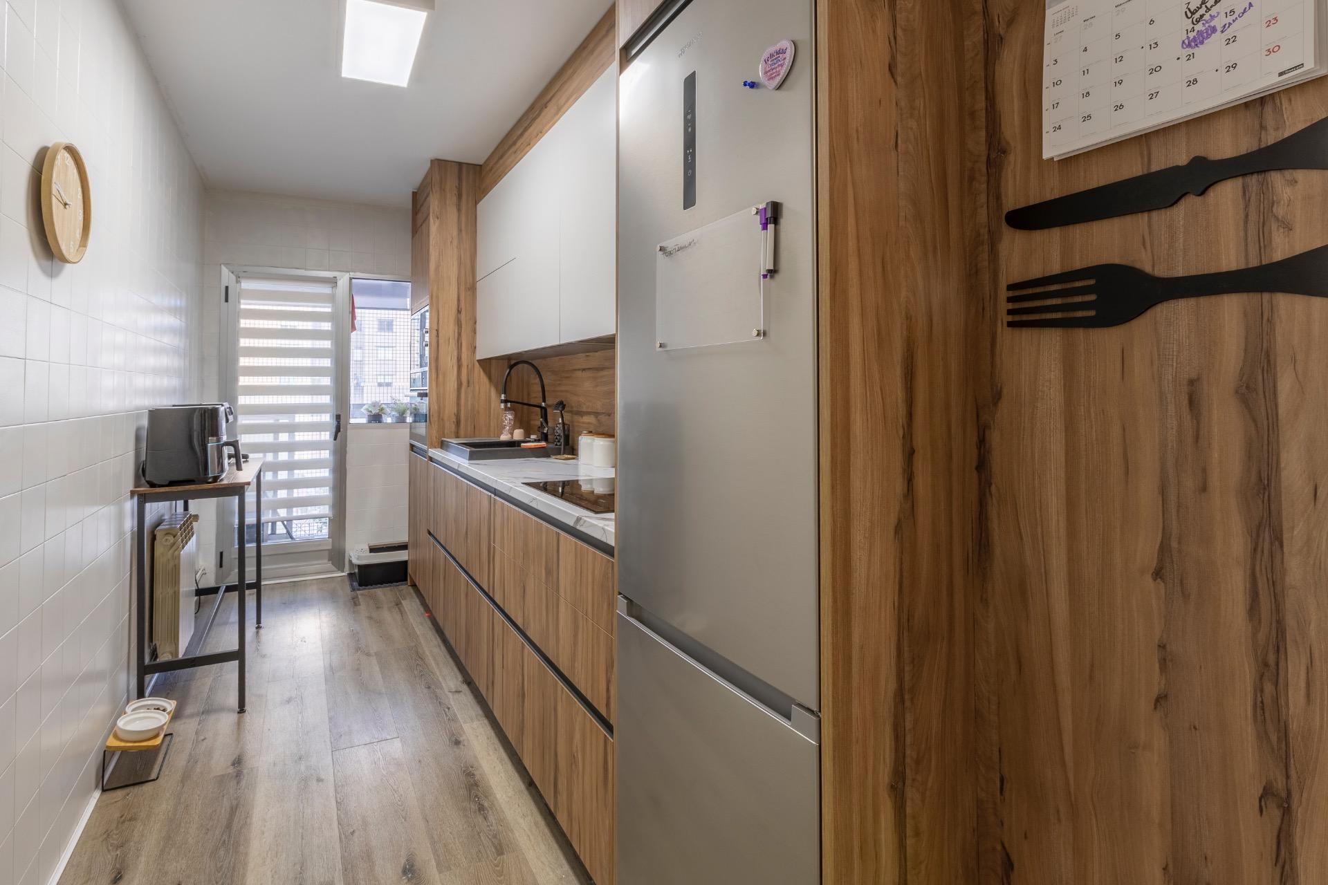 Piso reformado de cuatro habitaciones