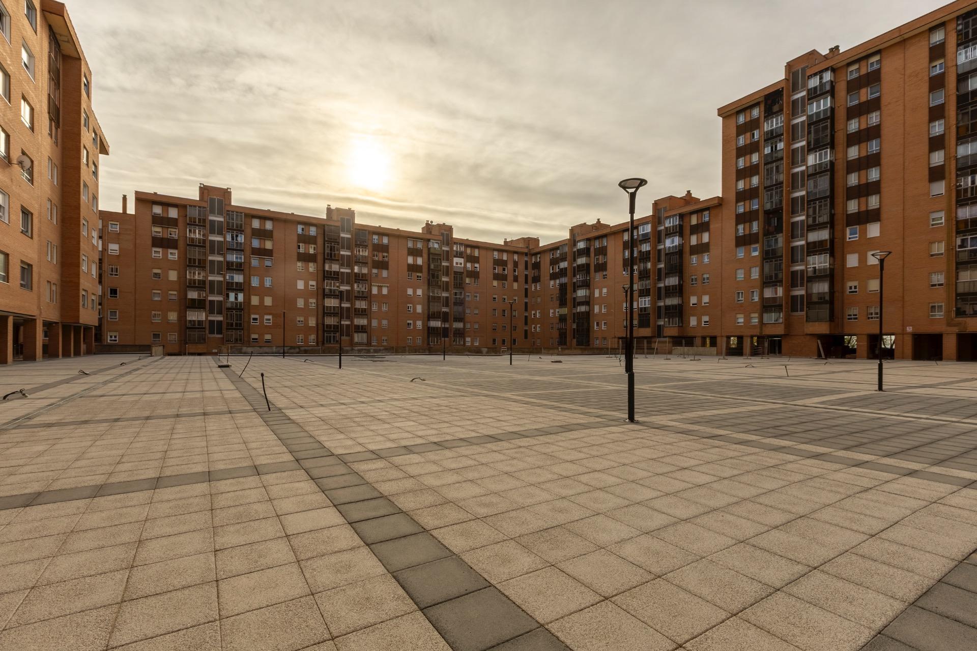 Piso reformado de cuatro habitaciones