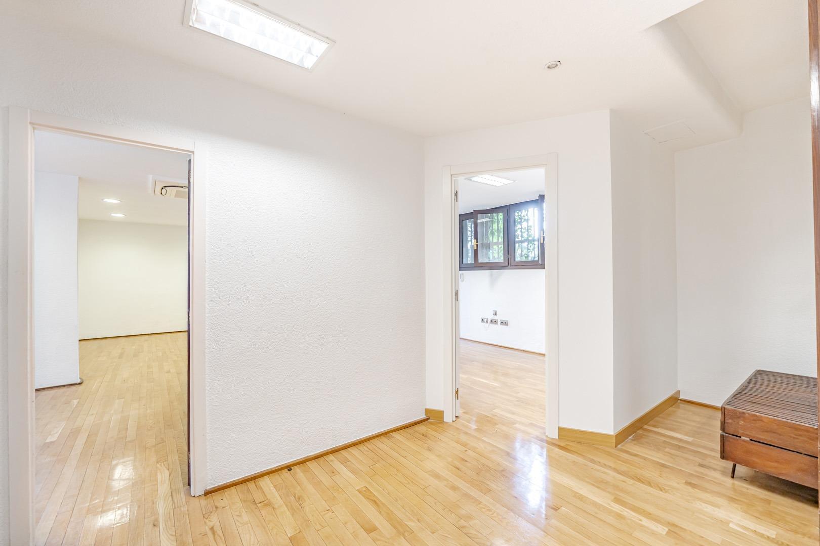 ¡OPORTUNIDAD ÚNICA EN TORRES BLANCAS, MADRID!