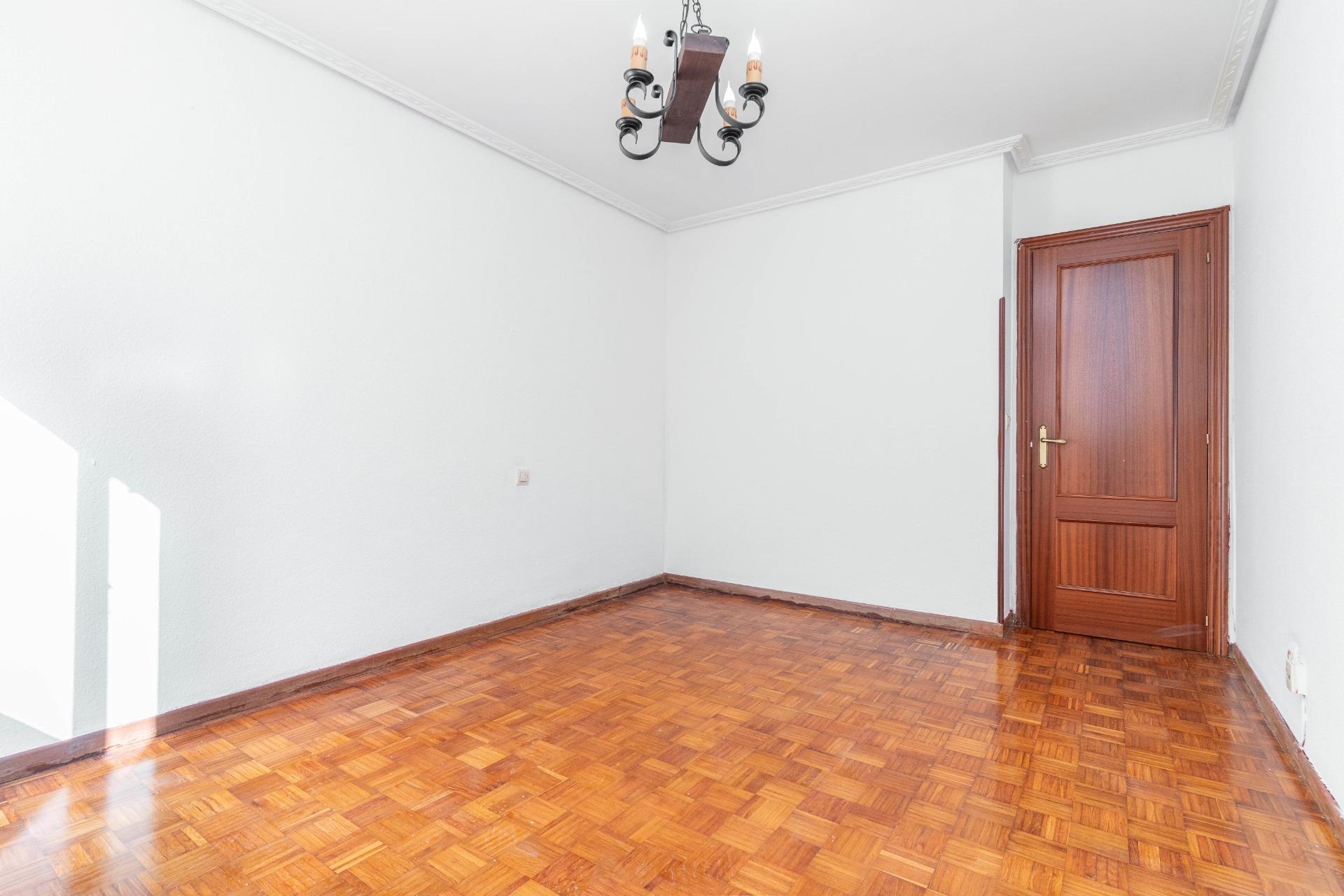 Pisos-Venta-Corvera de Asturias-1993972-Foto-3