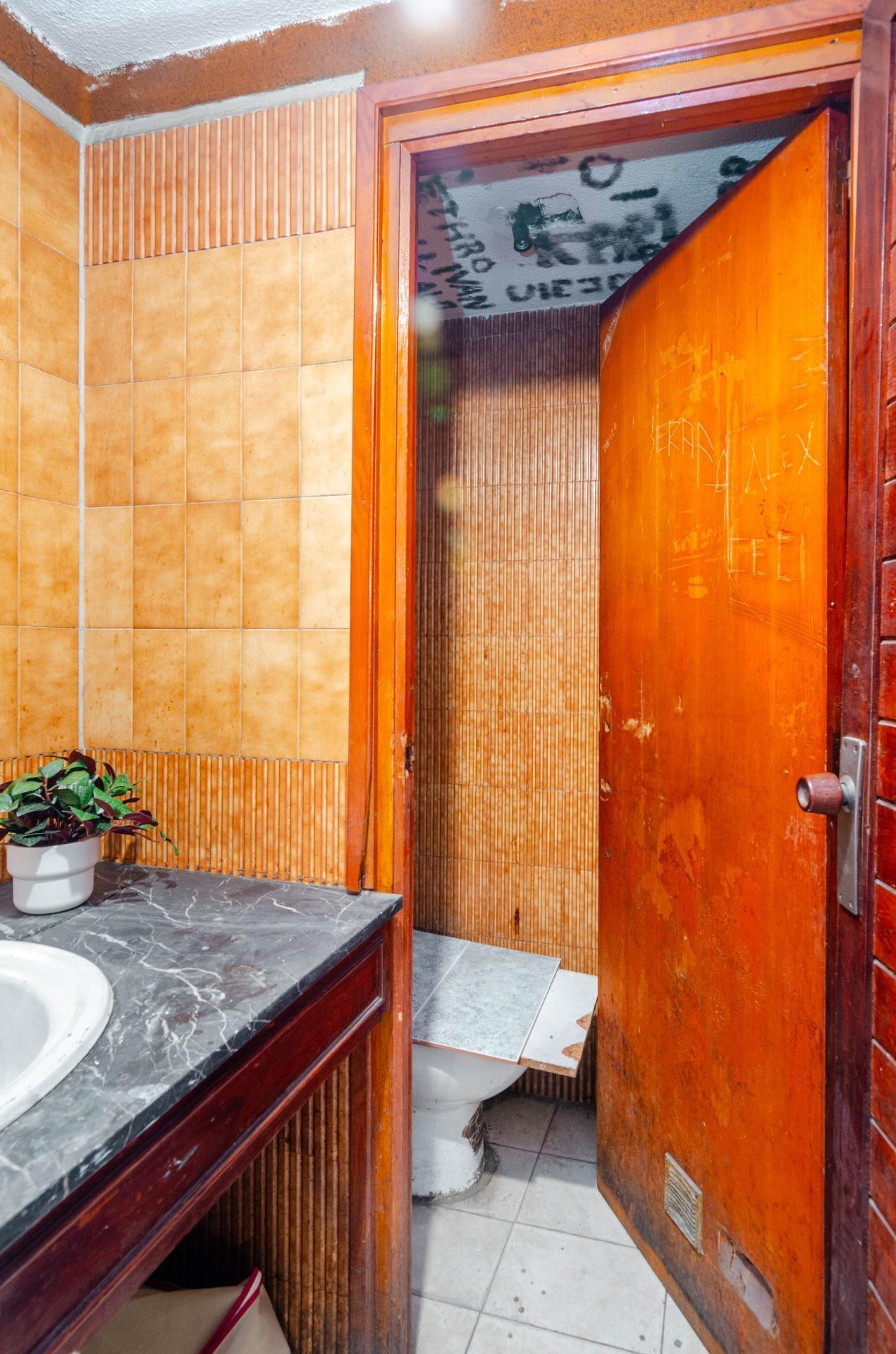 Negocios-Venta-Oviedo-1835989-Foto-19