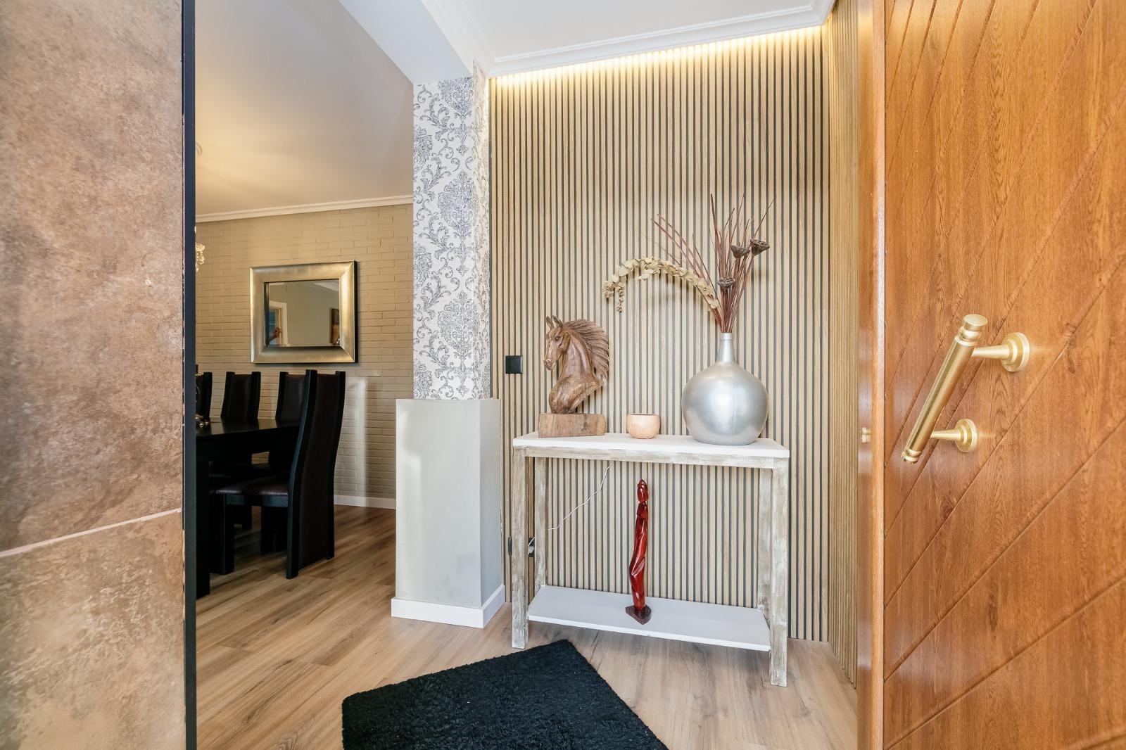 Chalet de Élite con Piscina Privada en la Zona Más Exclusiva de Lalín