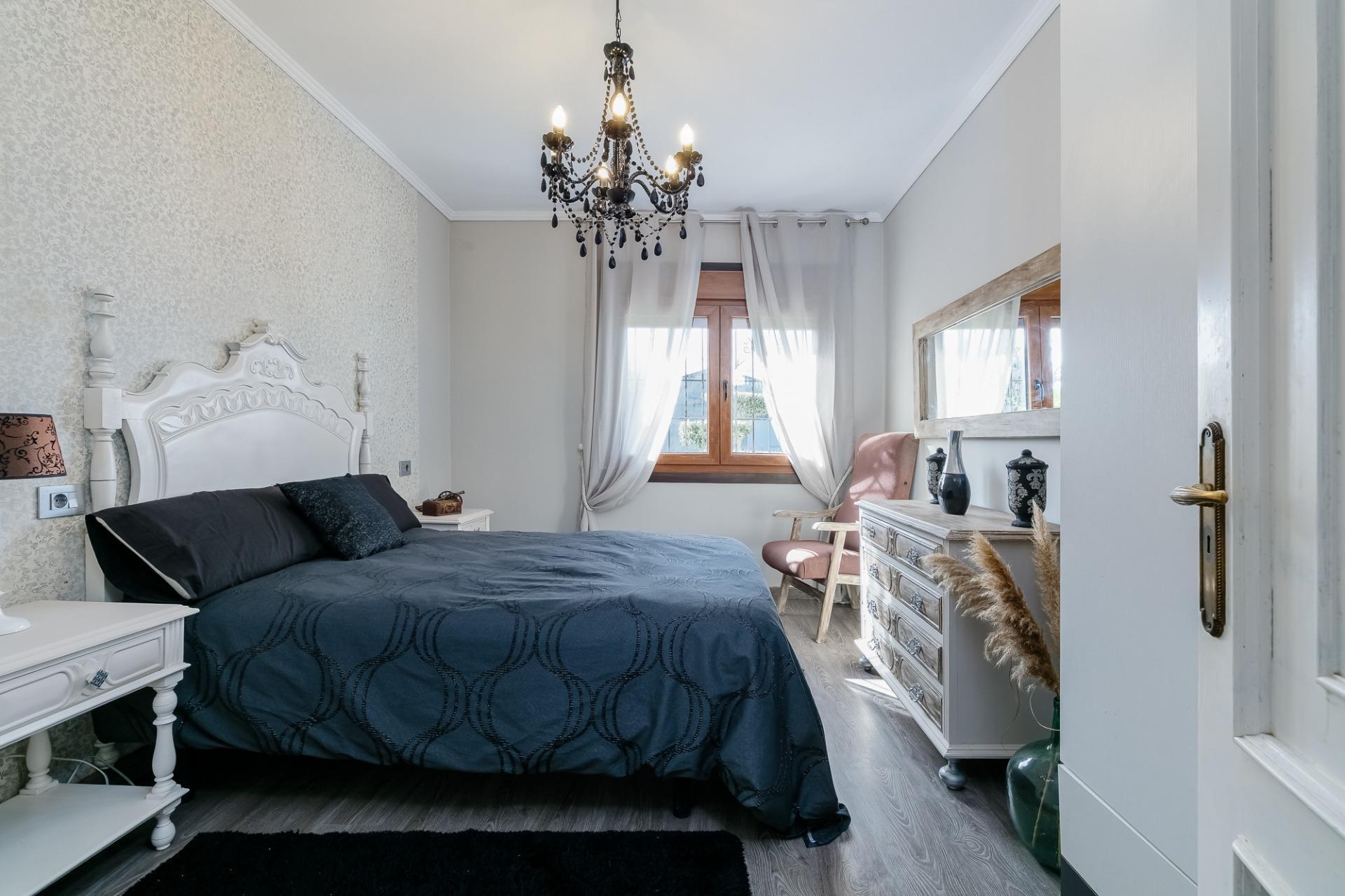 Chalet de Élite con Piscina Privada en la Zona Más Exclusiva de Lalín