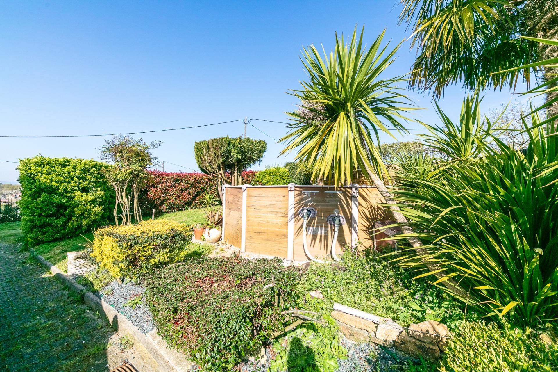 Chalet de Élite con Piscina Privada en la Zona Más Exclusiva de Lalín