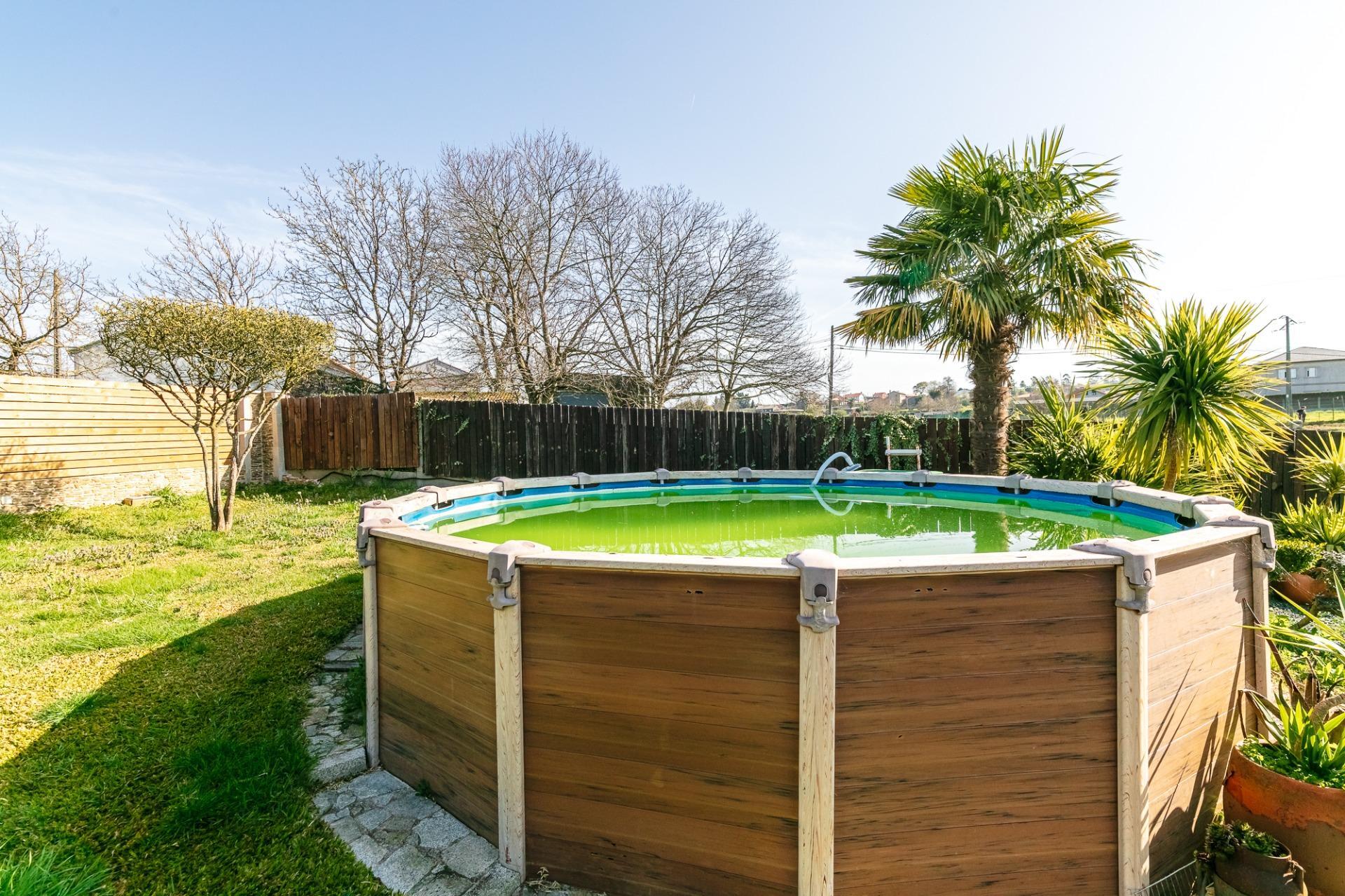 Chalet de Élite con Piscina Privada en la Zona Más Exclusiva de Lalín