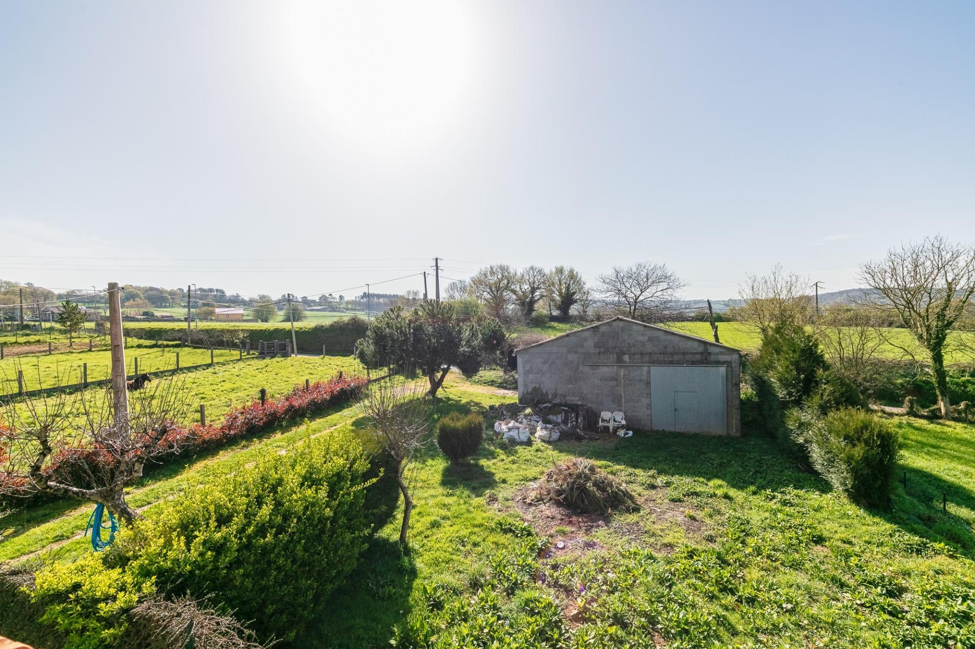 Chalet de Élite con Piscina Privada en la Zona Más Exclusiva de Lalín