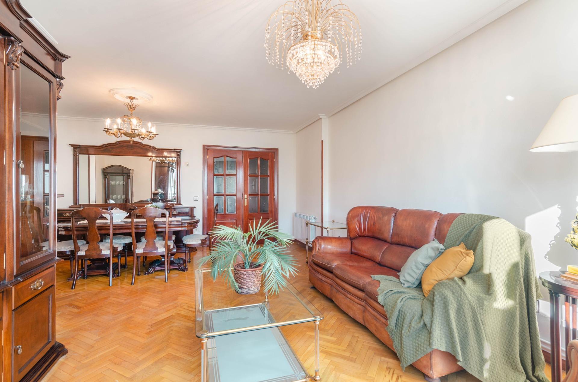 Pisos-Venta-Oviedo-2009069-Foto-5