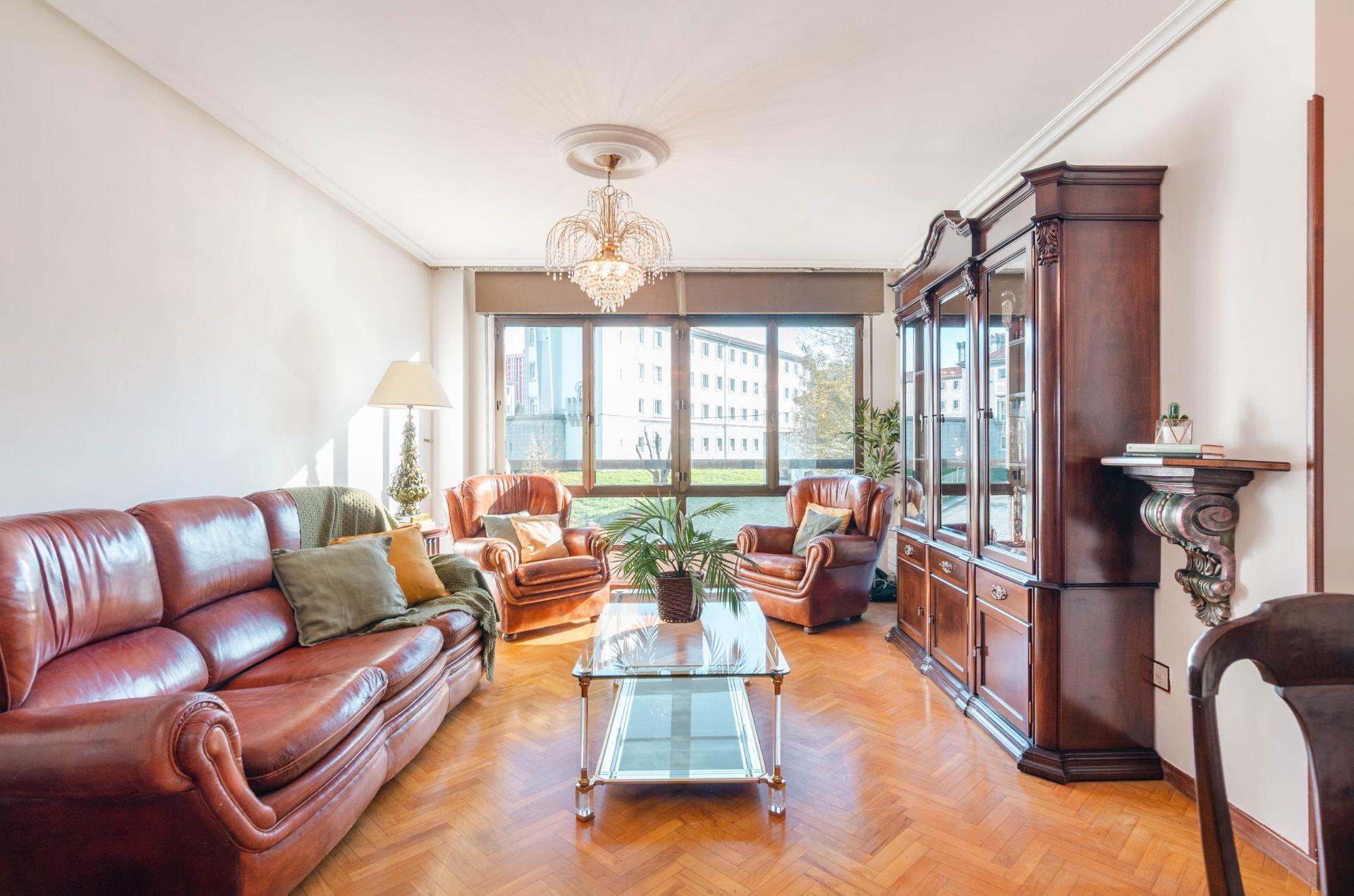 Pisos-Venta-Oviedo-2009069-Foto-2