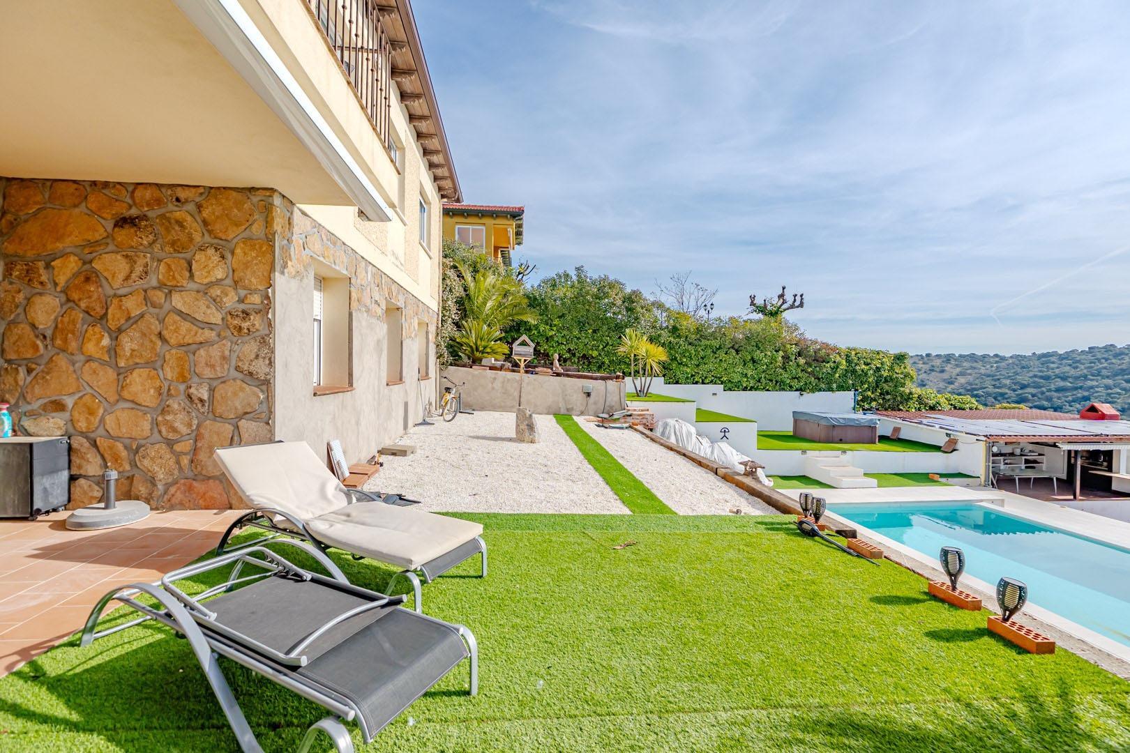 Villa in Valdemorillo