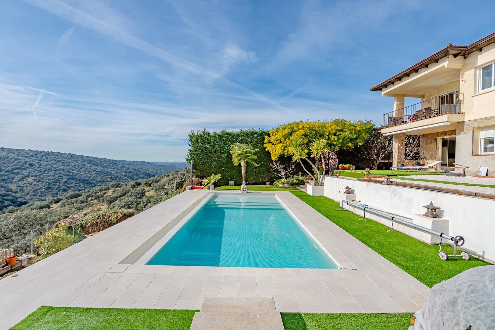 Villa in Valdemorillo