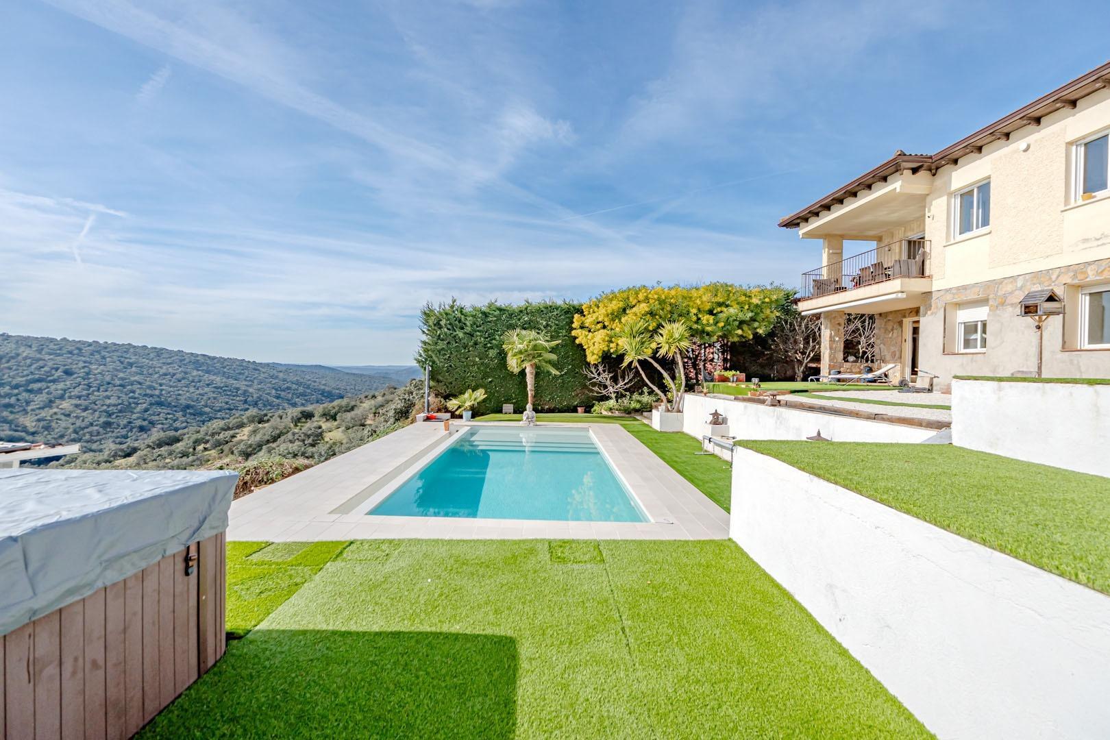 Villa in Valdemorillo