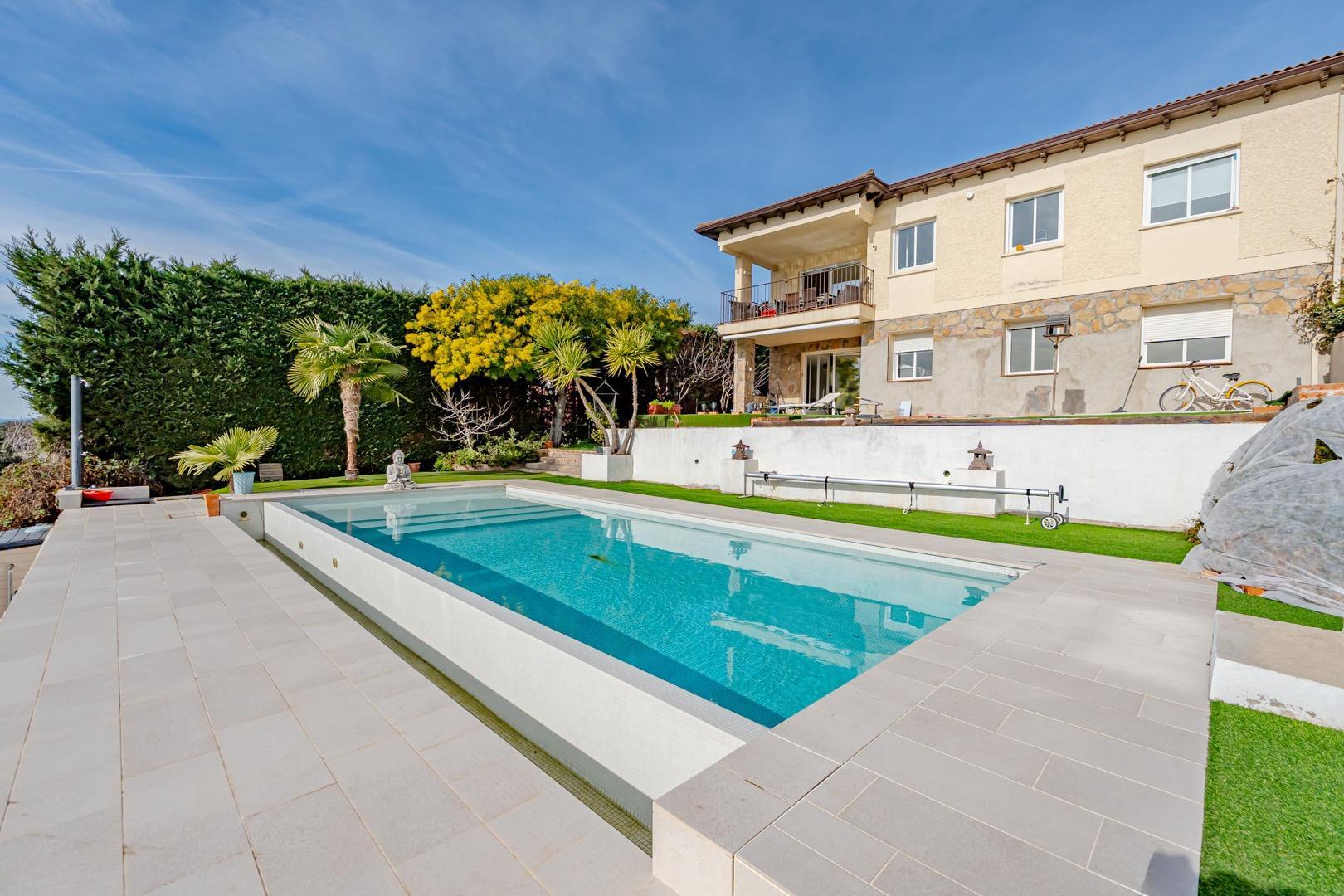 Villa in Valdemorillo