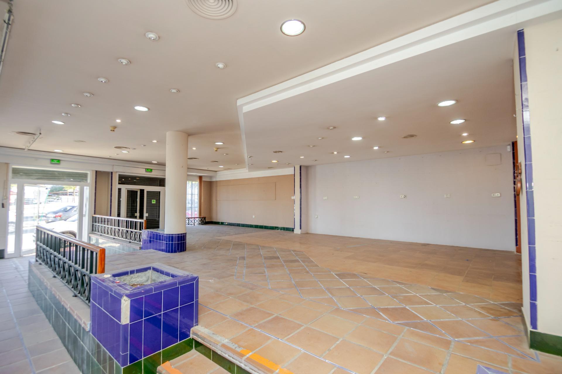 Edificios-Venta-Mairena del Aljarafe-1995222-Foto-7