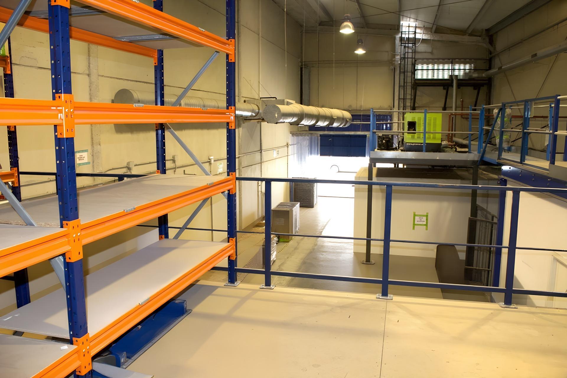 Naves-Venta-AlcalÃ¡ de GuadaÃ­ra-1974905-Foto-5