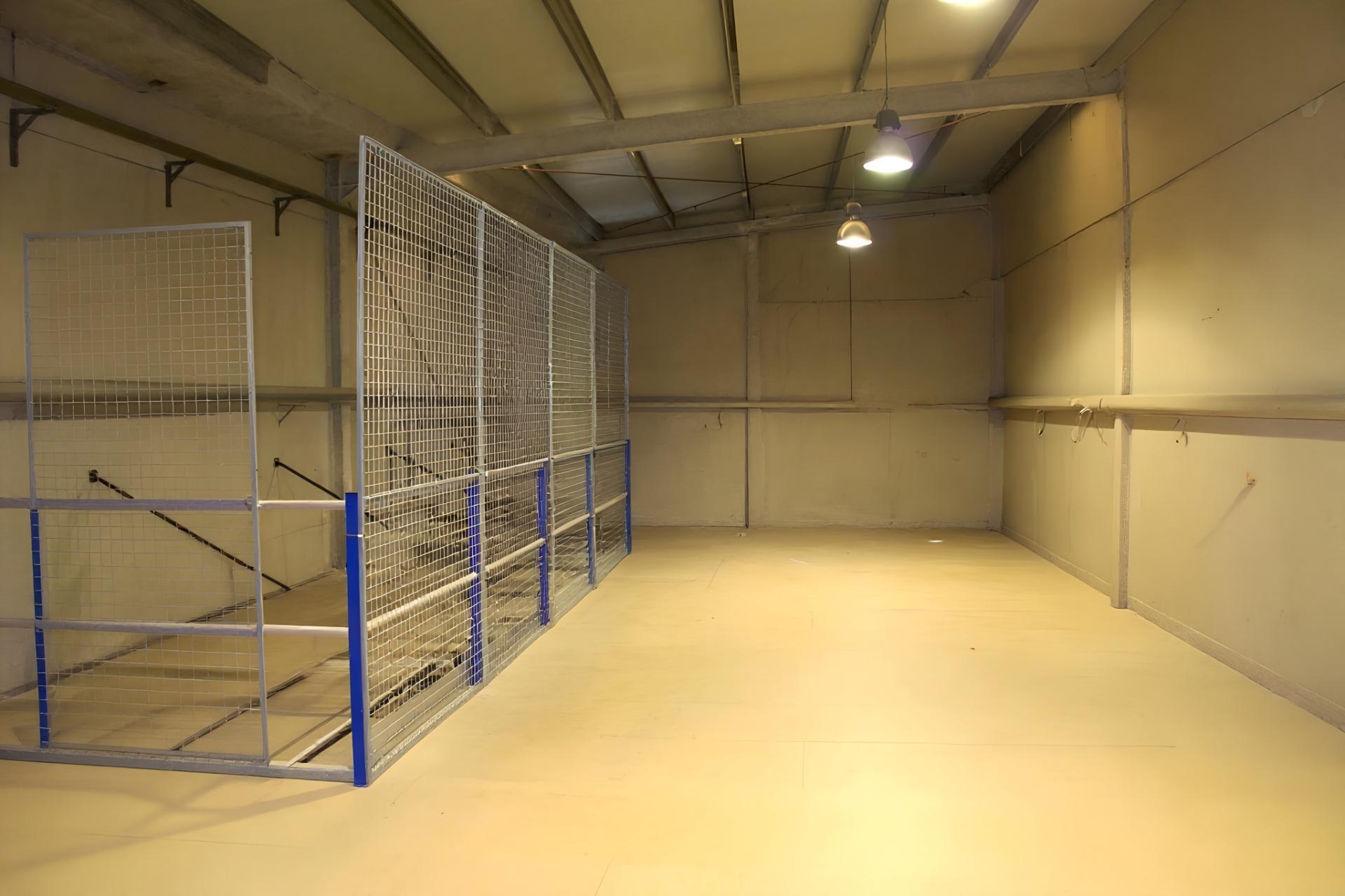 Naves-Venta-AlcalÃ¡ de GuadaÃ­ra-1974905-Foto-19