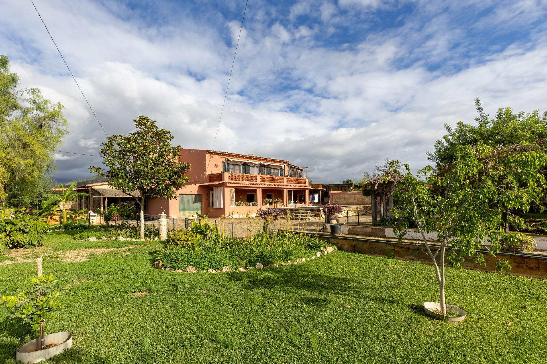 Villa in Santa Maria del Cami