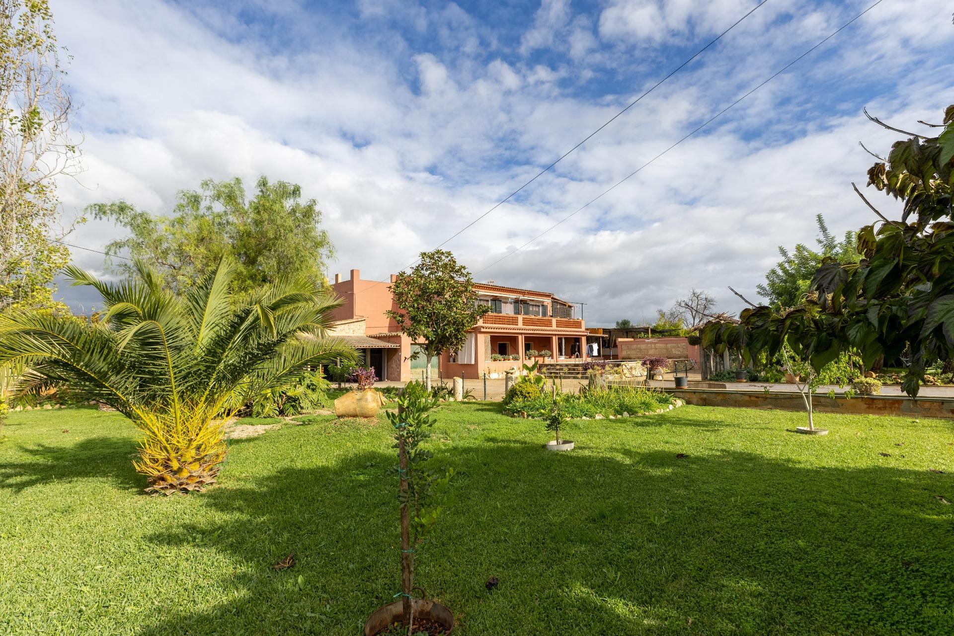 Villa in Santa Maria del Cami