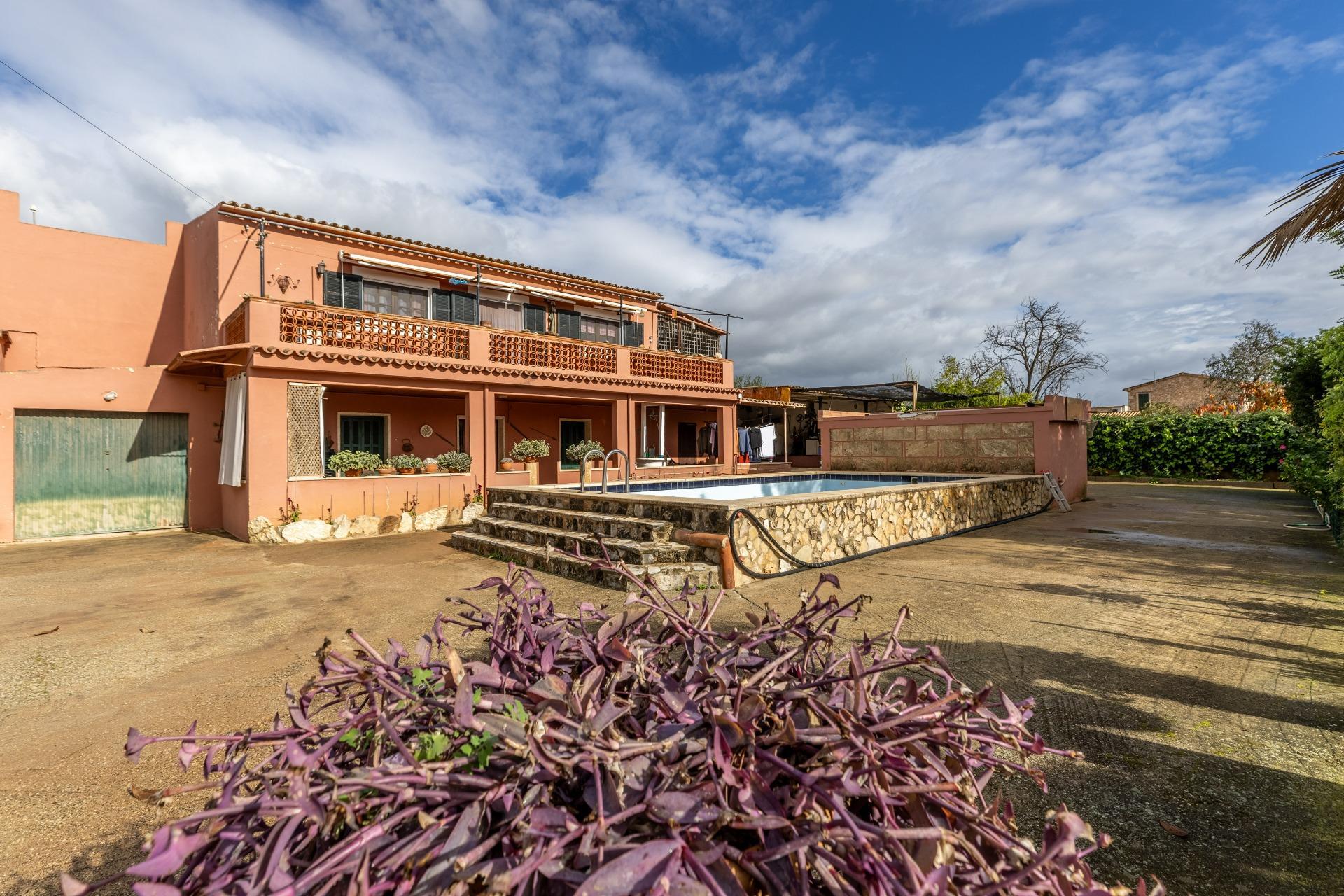 Villa in Santa Maria del Cami