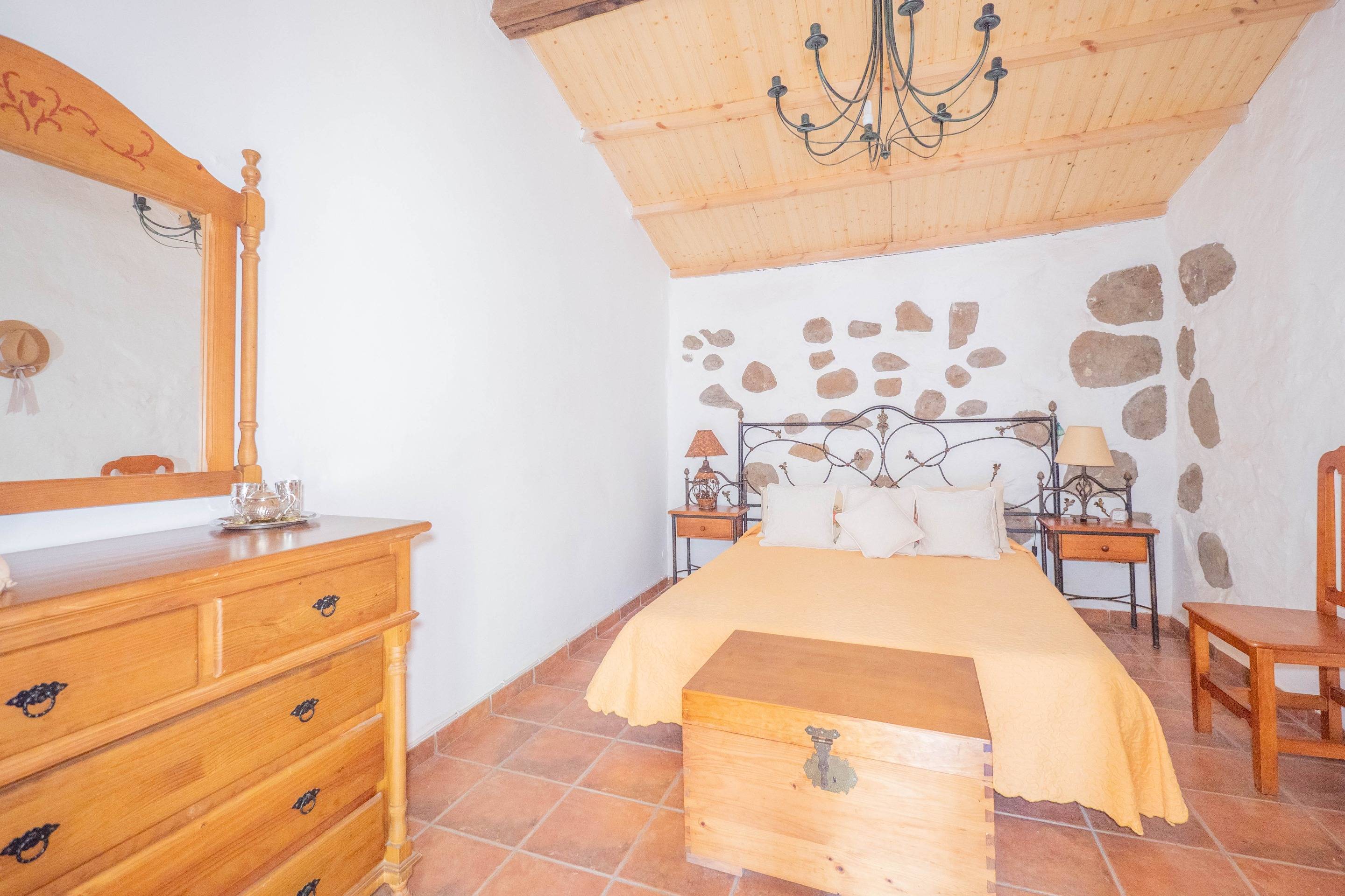 Apartment in Vega de San Mateo