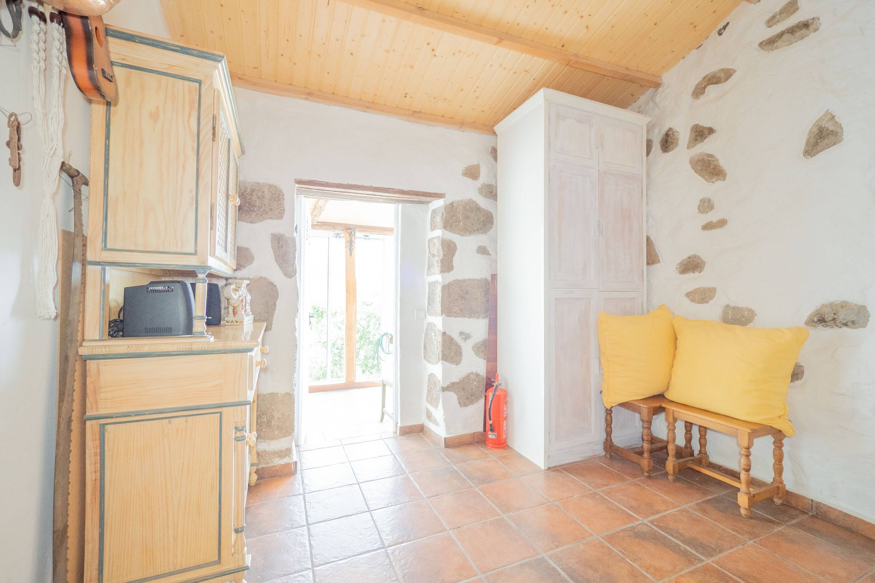 Apartment in Vega de San Mateo