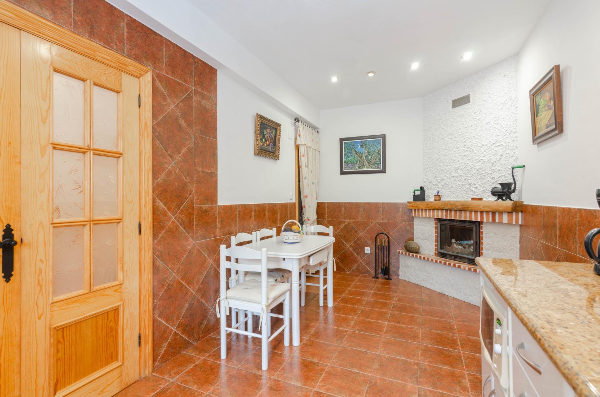 Apartment in Mieres