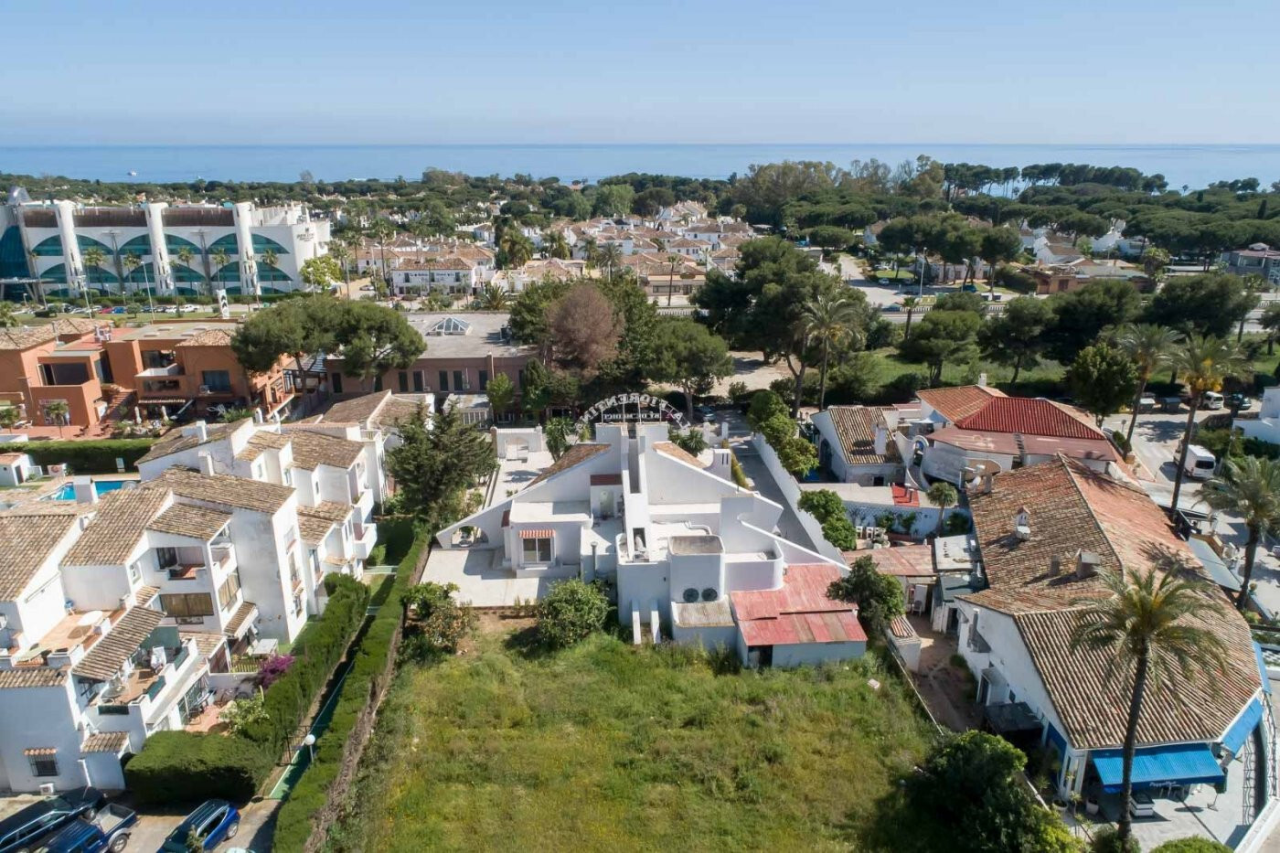 Commercial premises in ESTEPONA