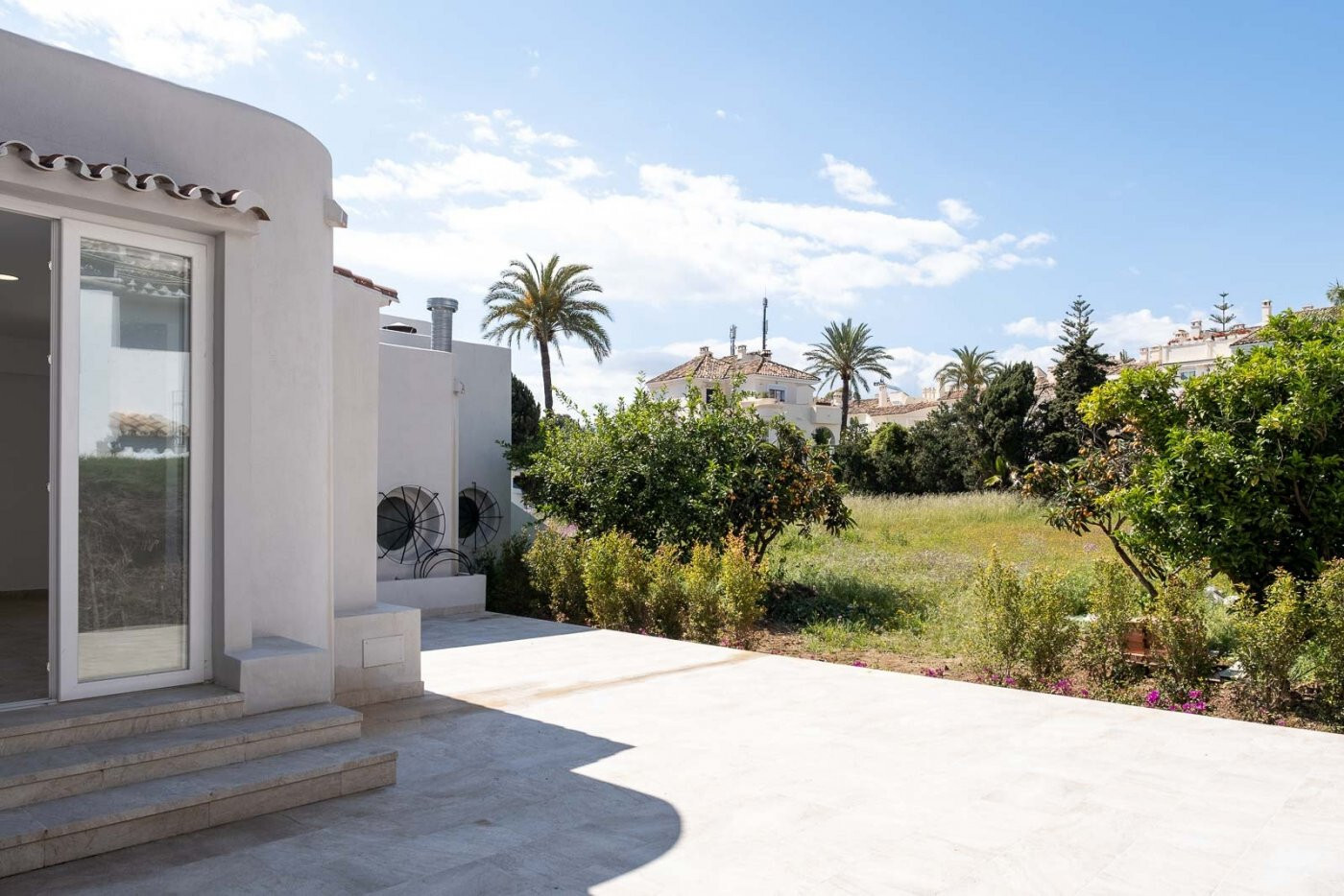 Commercial premises in ESTEPONA