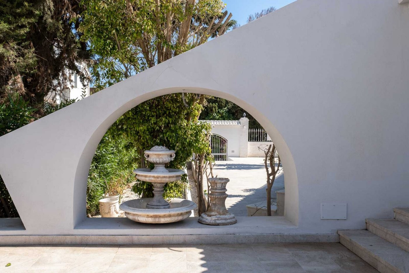 Commercial premises in ESTEPONA