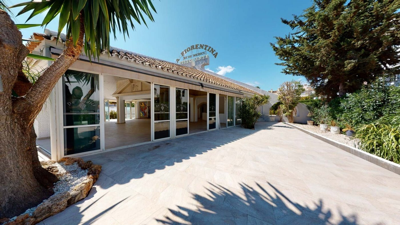 Commercial premises in ESTEPONA