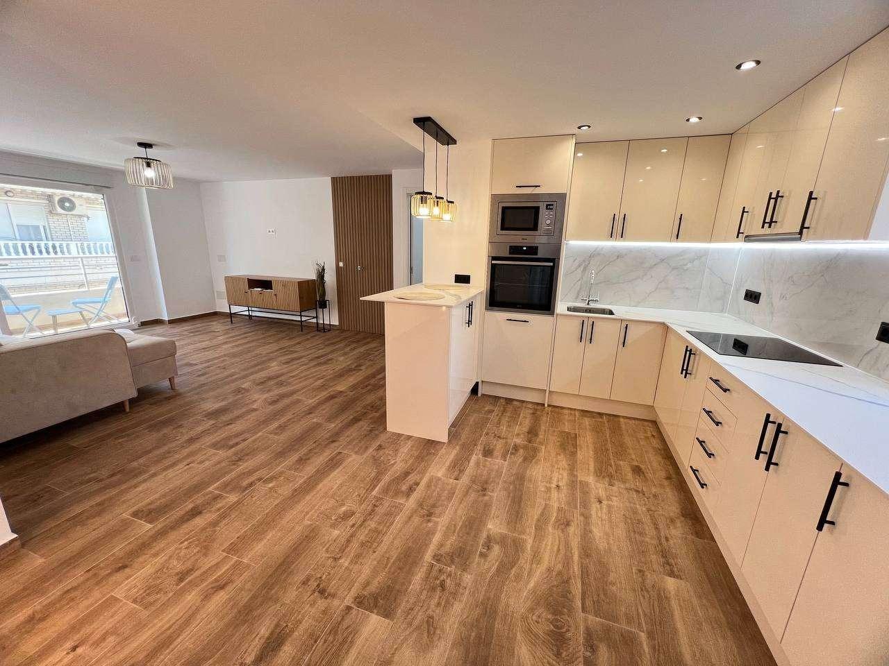 Pisos-Venta-Torrevieja-2041002