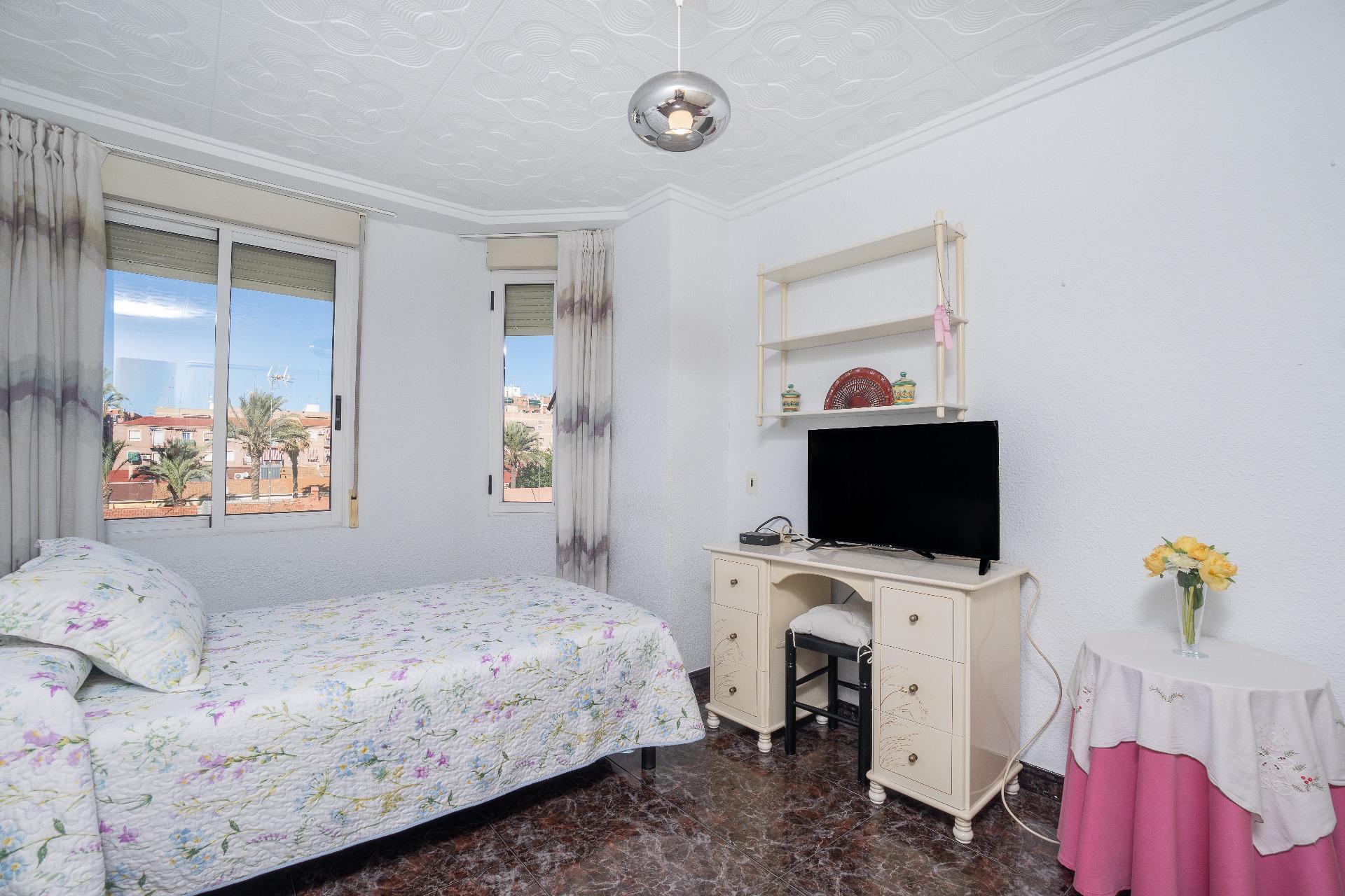 Pisos-Venta-Elche-2010254-Foto-2