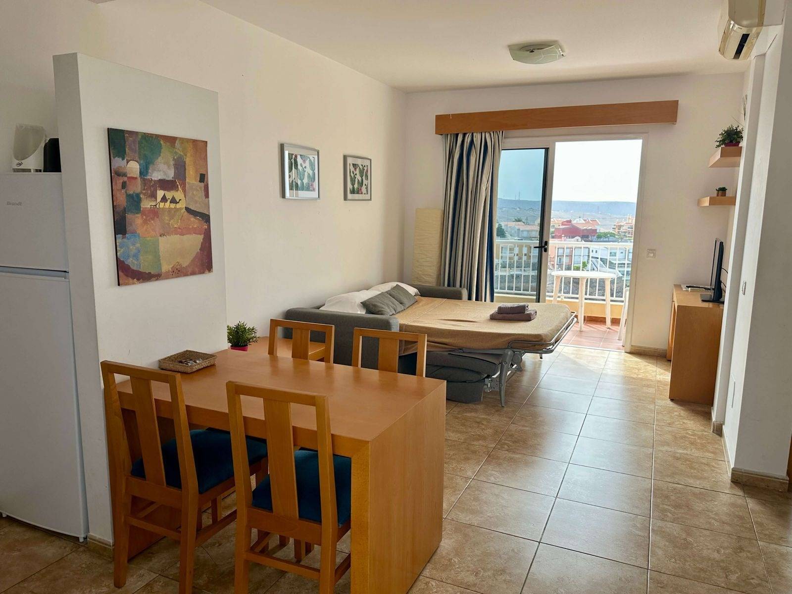 Luminoso apartamento con vistas al mar en Loma Dos