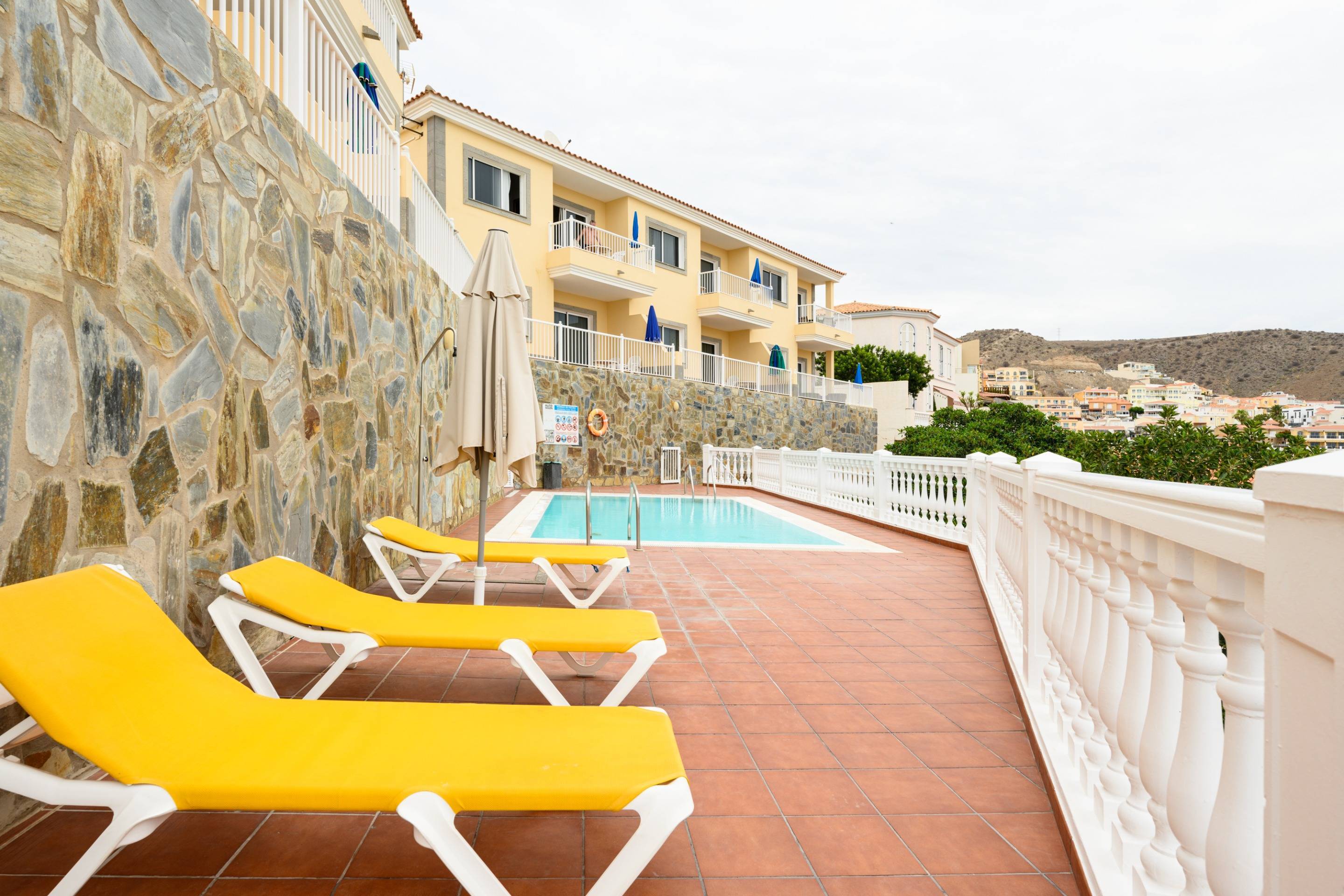 Luminoso apartamento con vistas al mar en Loma Dos