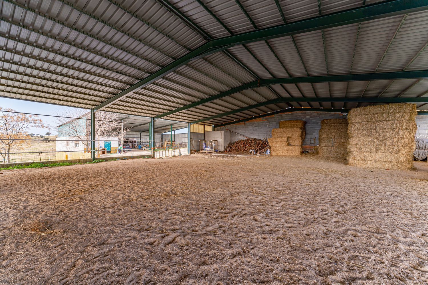 Industrial en venta  calle de oropesa a Puente de Arzopispo, El Puente del Arzobispo  9/50