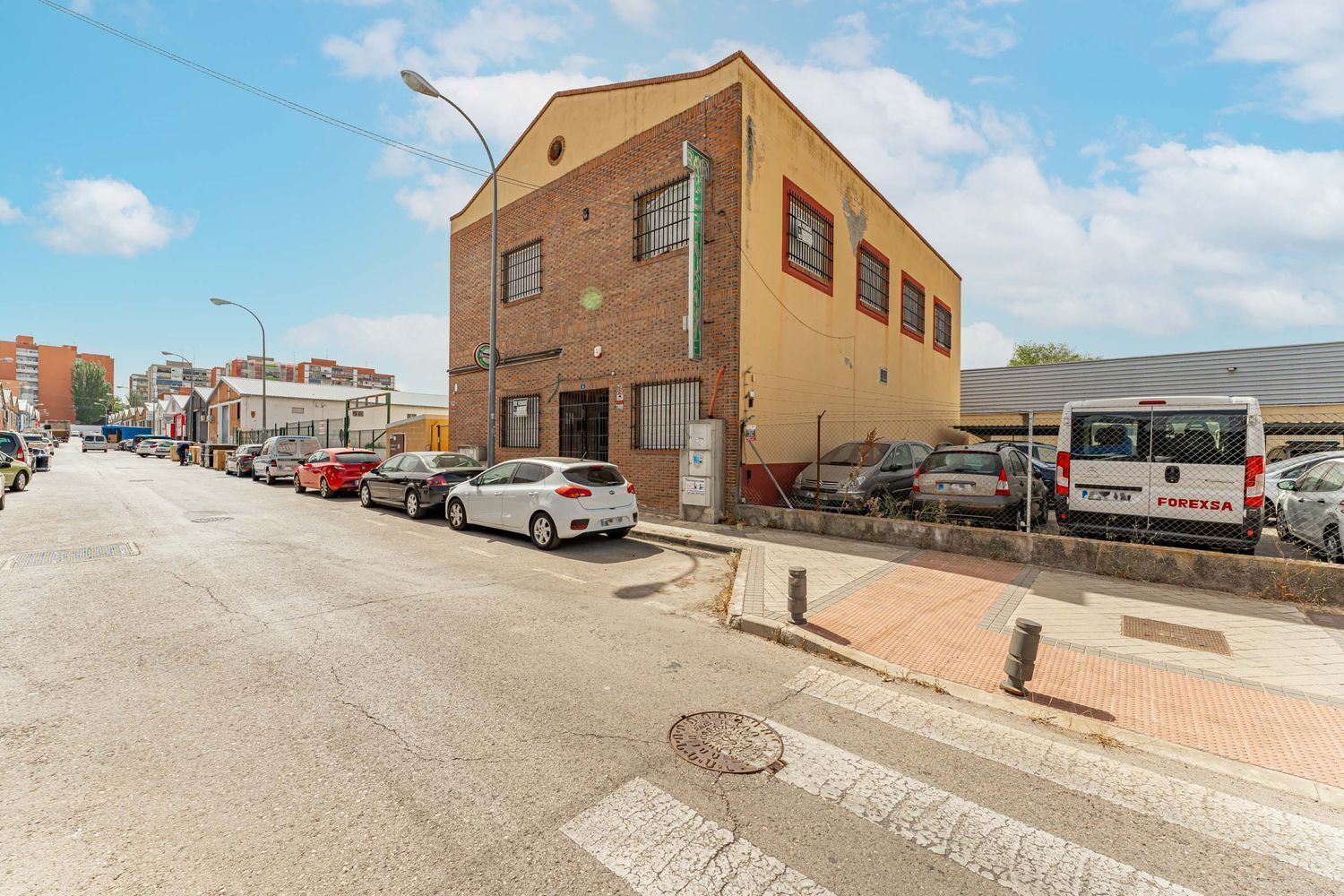 Edificio en venta  calle ABEDUL, Fuenlabrada  4/56
