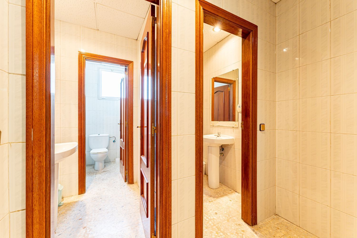 Edificio en venta  calle ABEDUL, Fuenlabrada  24/56