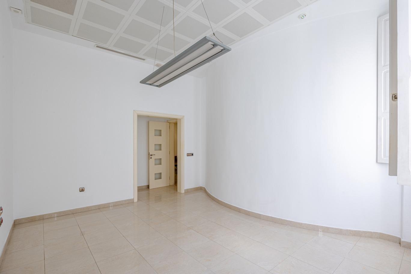 Oficinas-Venta-Las Palmas de Gran Canaria-2010995-Foto-5