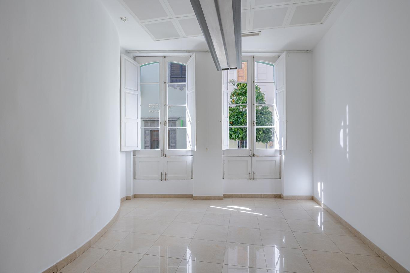 Oficinas-Venta-Las Palmas de Gran Canaria-2010995-Foto-7