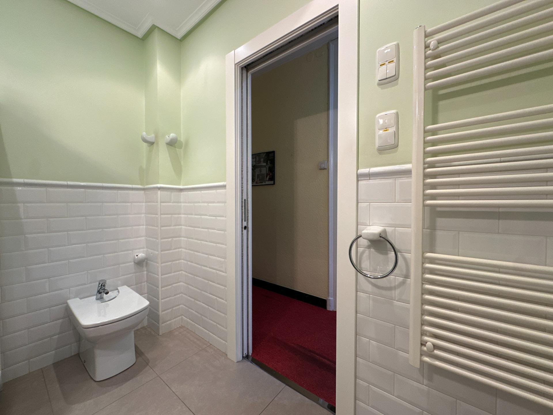 Piso en venta  calle Pamplona, 13, Zaragoza  52/64