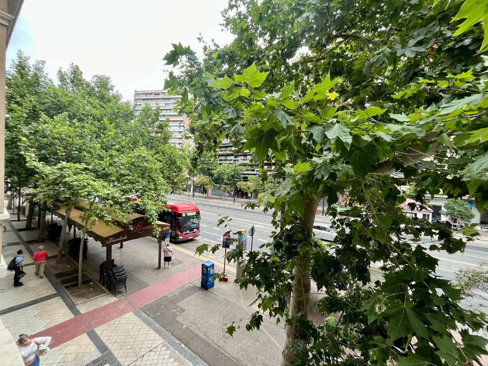 Piso en venta  calle Pamplona, 13, Zaragoza  64/64