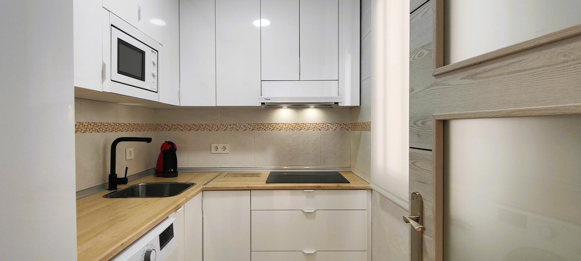 Piso en venta  calle PINARES DEL PORTIL, Laguna de El Portil  14/45