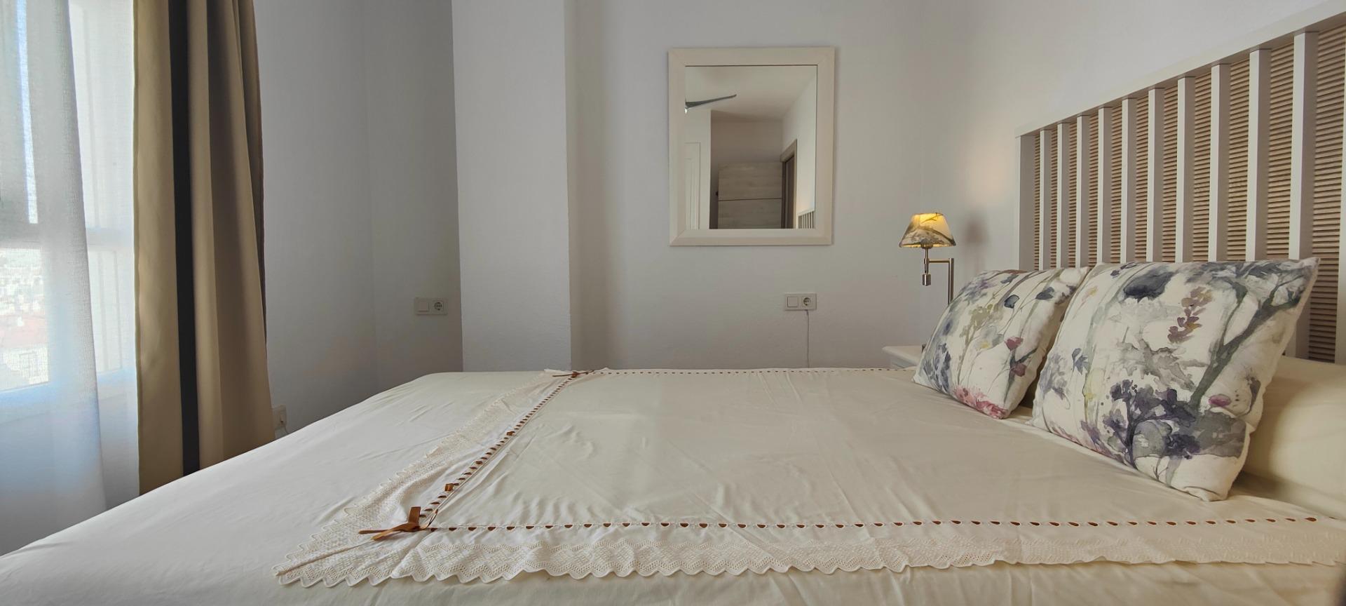 Piso en venta  calle PINARES DEL PORTIL, Laguna de El Portil  23/45