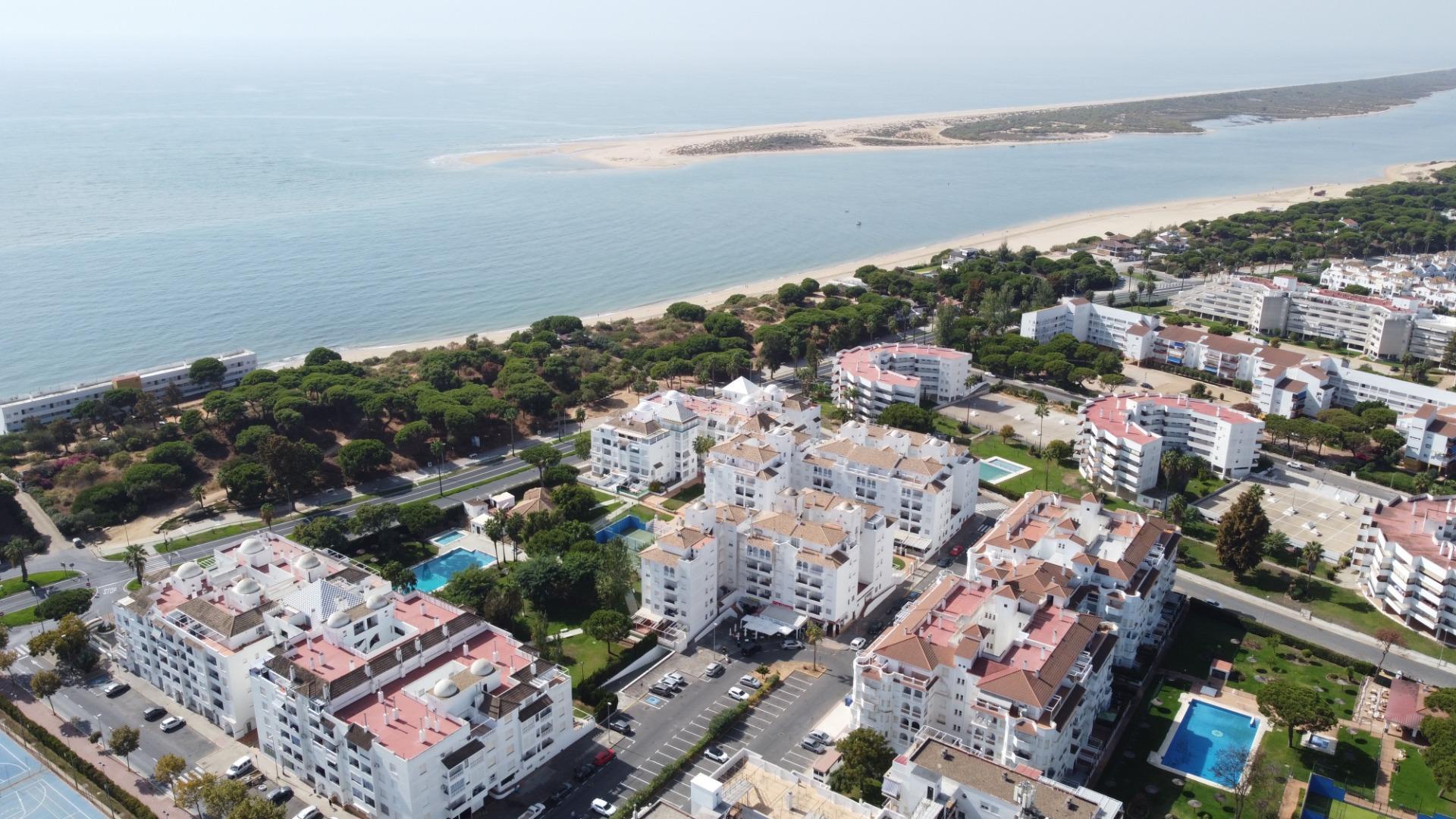 Piso en venta  calle PINARES DEL PORTIL, Laguna de El Portil  38/45