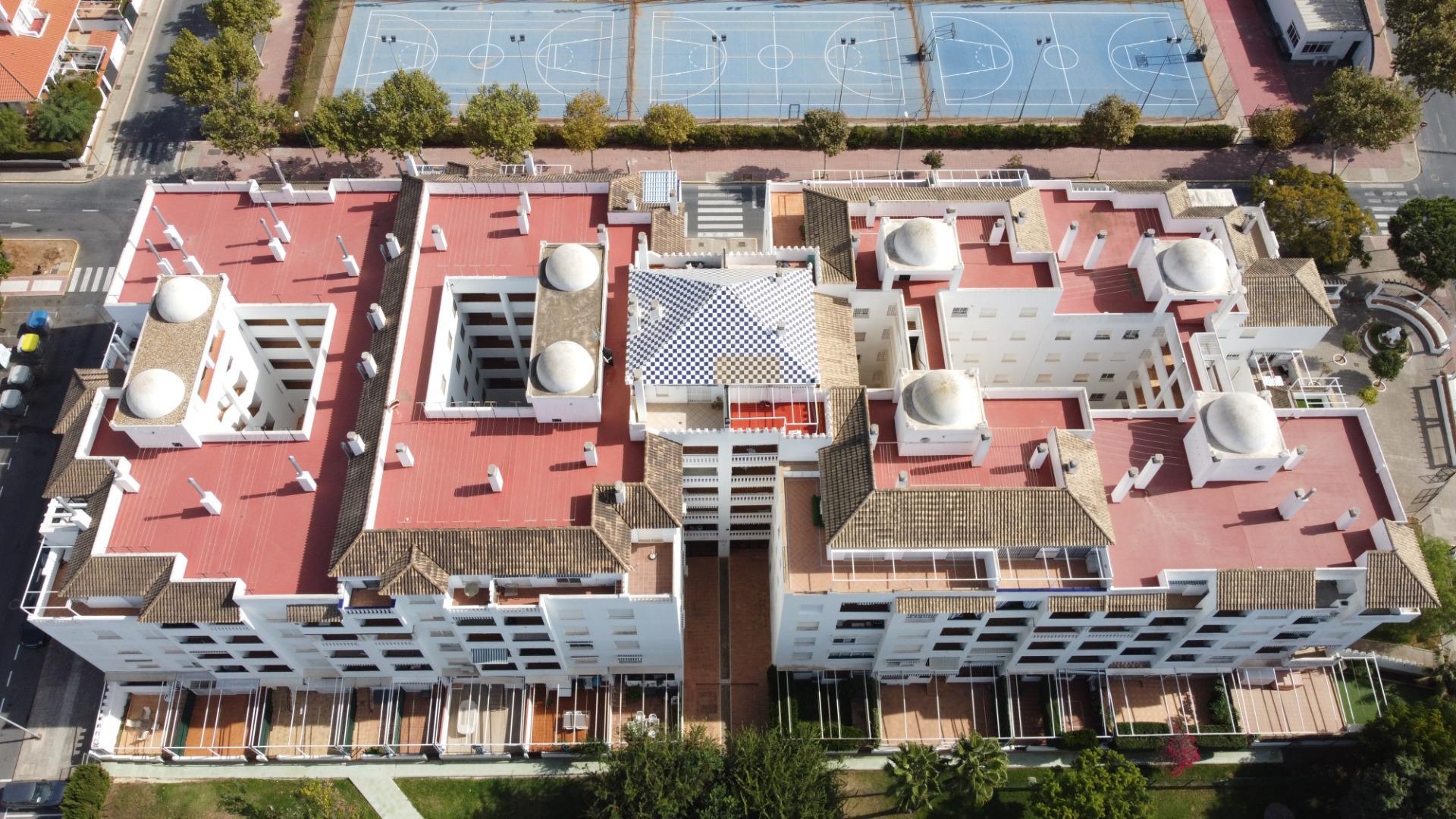 Piso en venta  calle PINARES DEL PORTIL, Laguna de El Portil  39/45