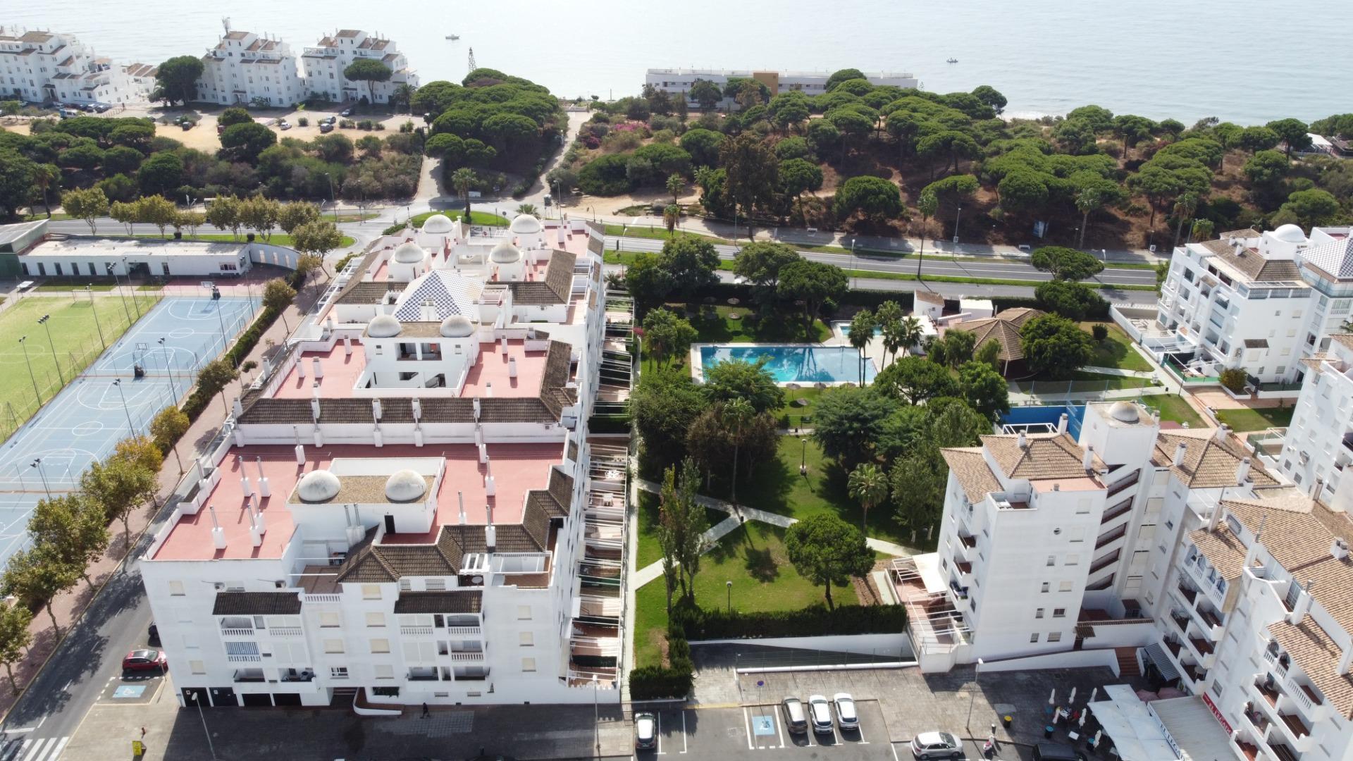 Piso en venta  calle PINARES DEL PORTIL, Laguna de El Portil  40/45