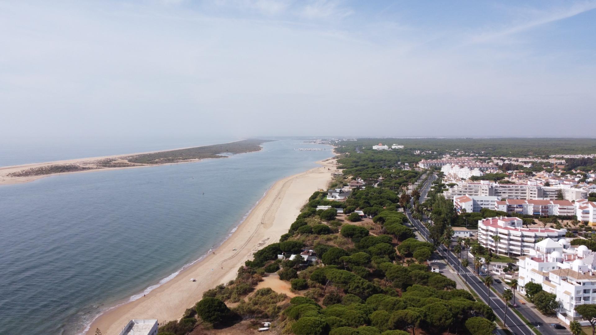 Piso en venta  calle PINARES DEL PORTIL, Laguna de El Portil  42/45